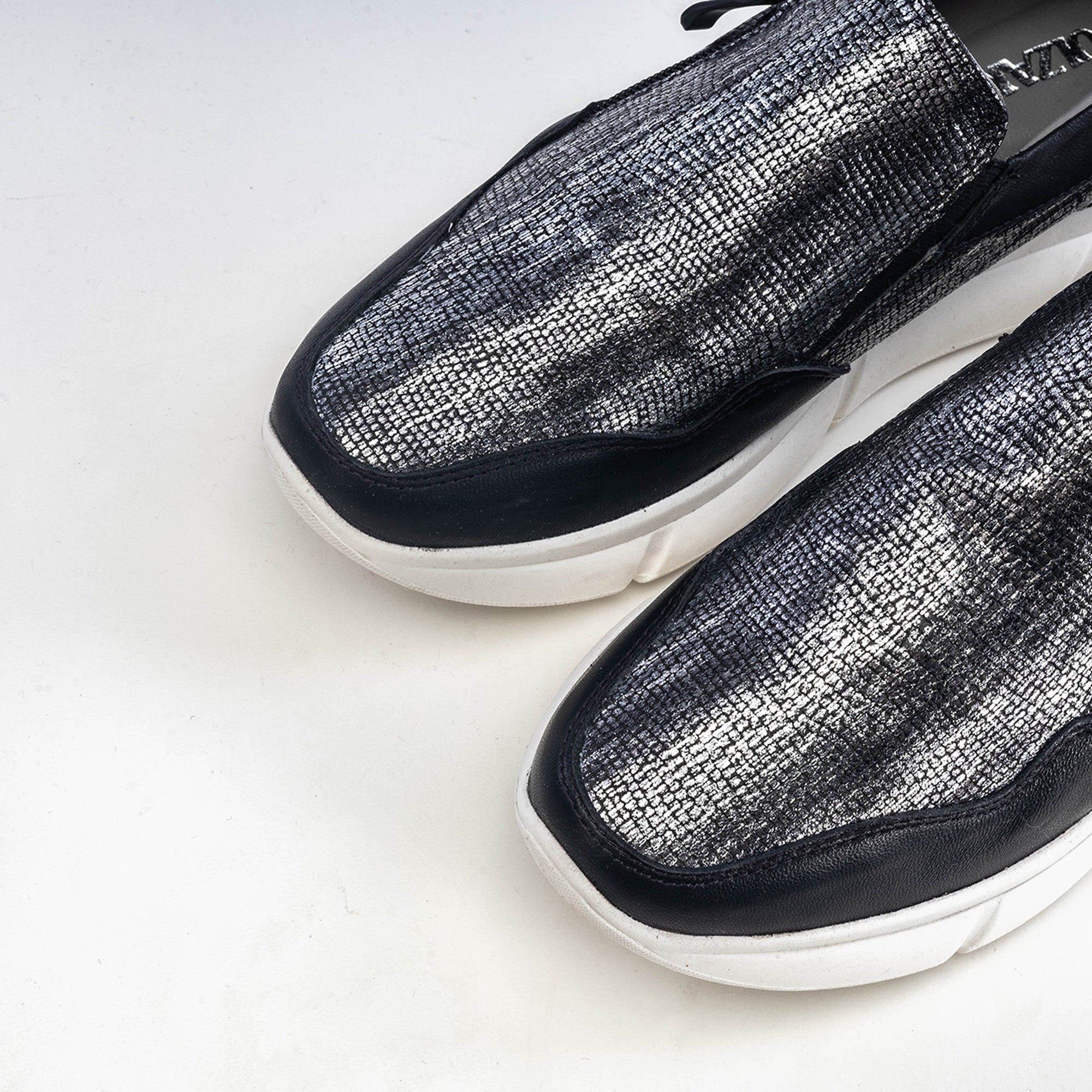 Volzak 178 Basket en cuir Noir