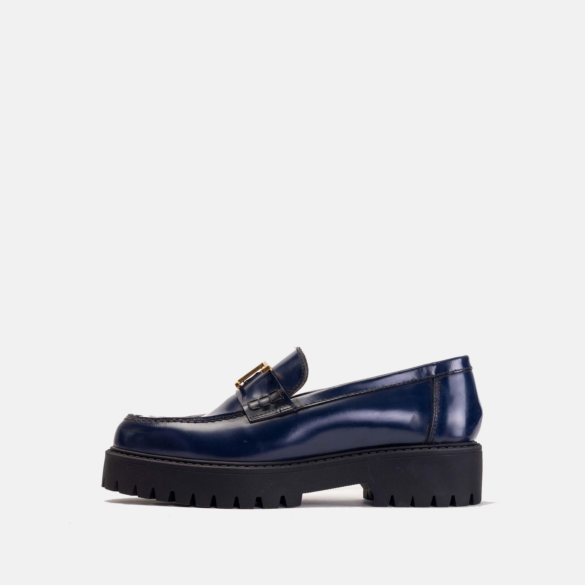 952 Chaussure en cuir Bleu