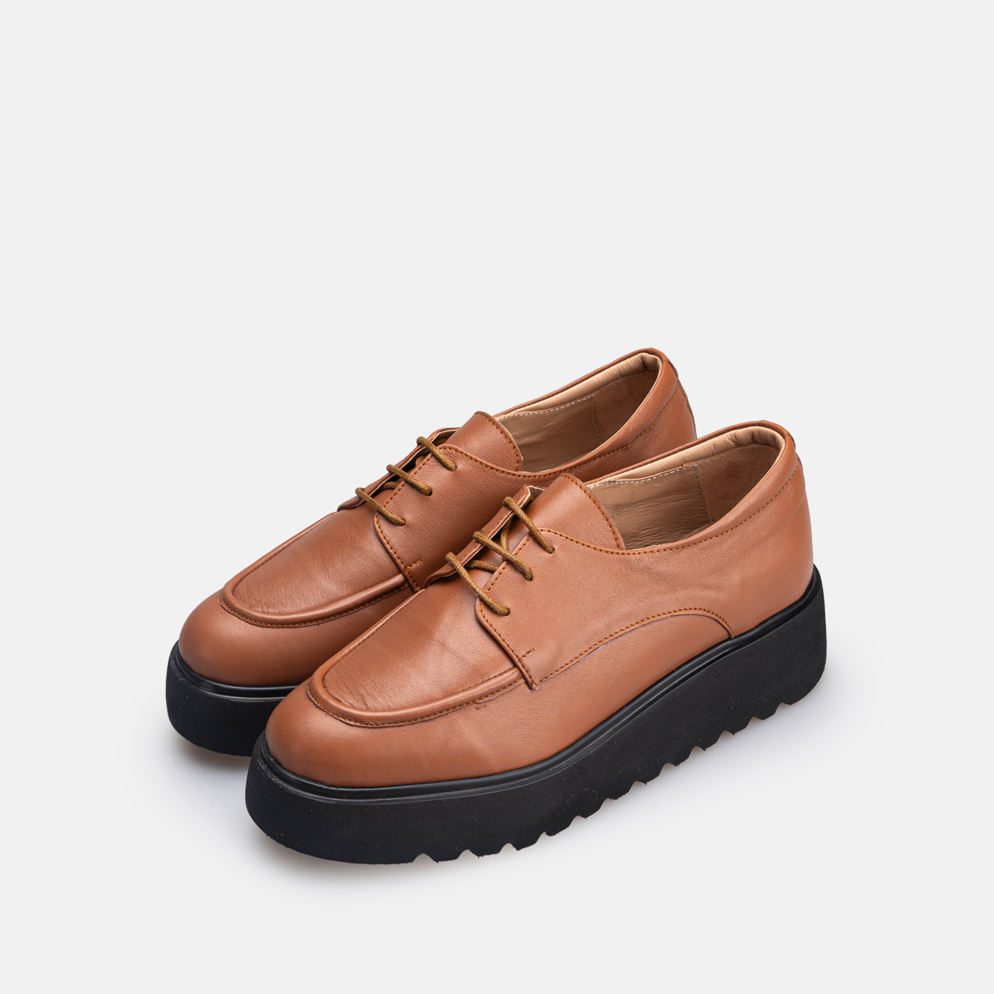 Volzak 4027 Chaussure en cuir Camel