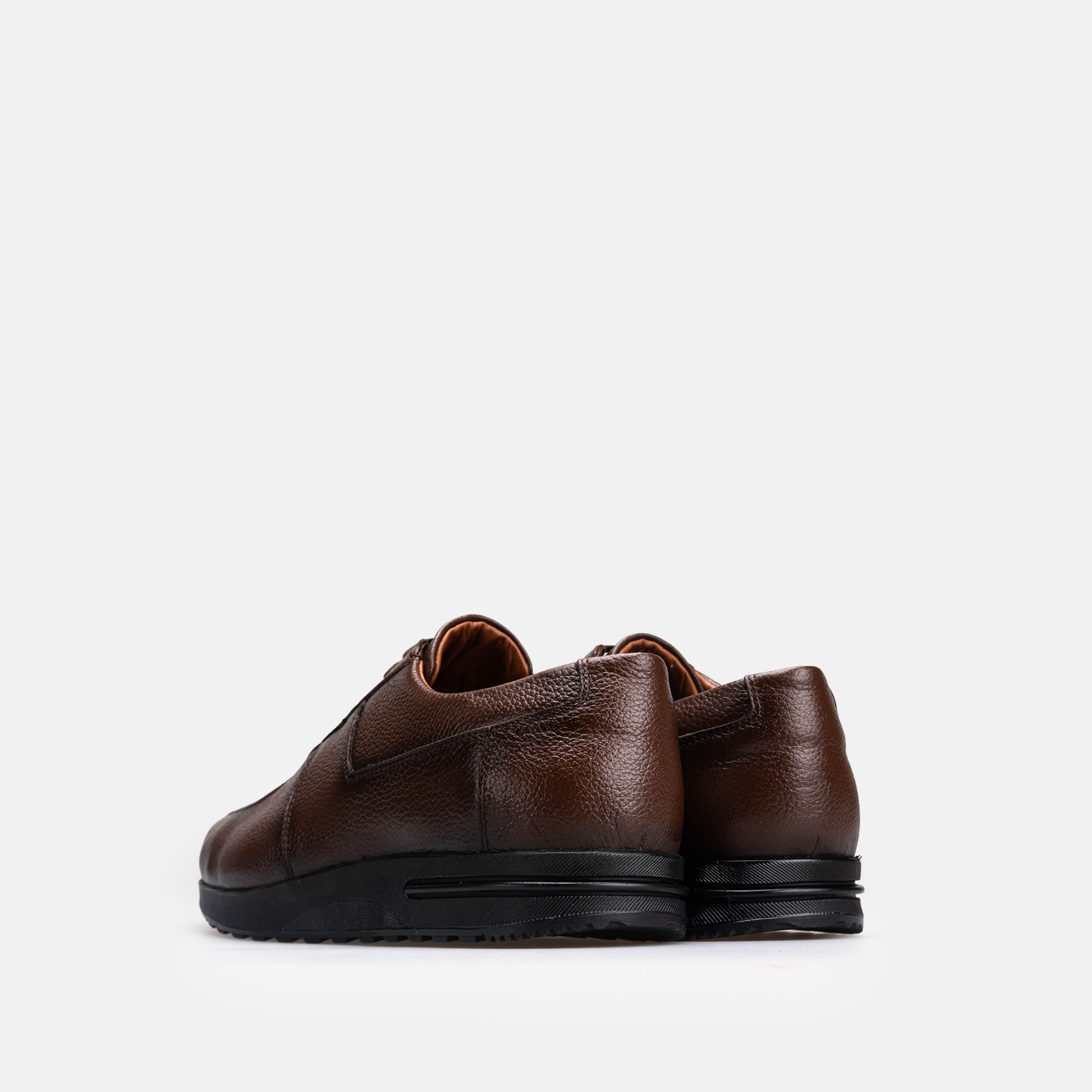 Volzak 5527 basket en cuir Marron Grainé