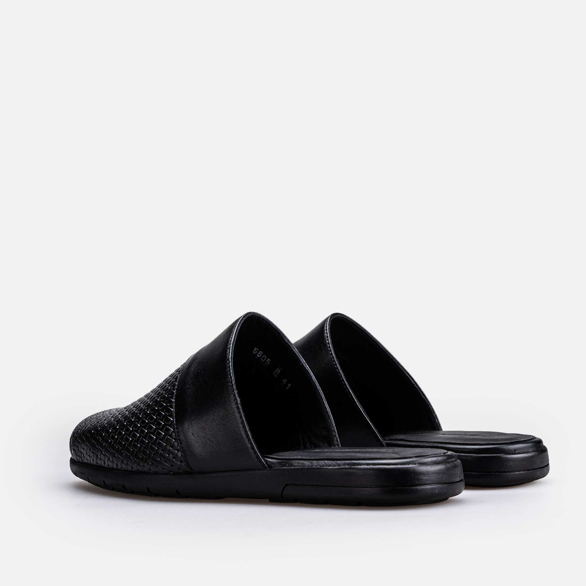 Volzak 5605 Mule en cuir Noir