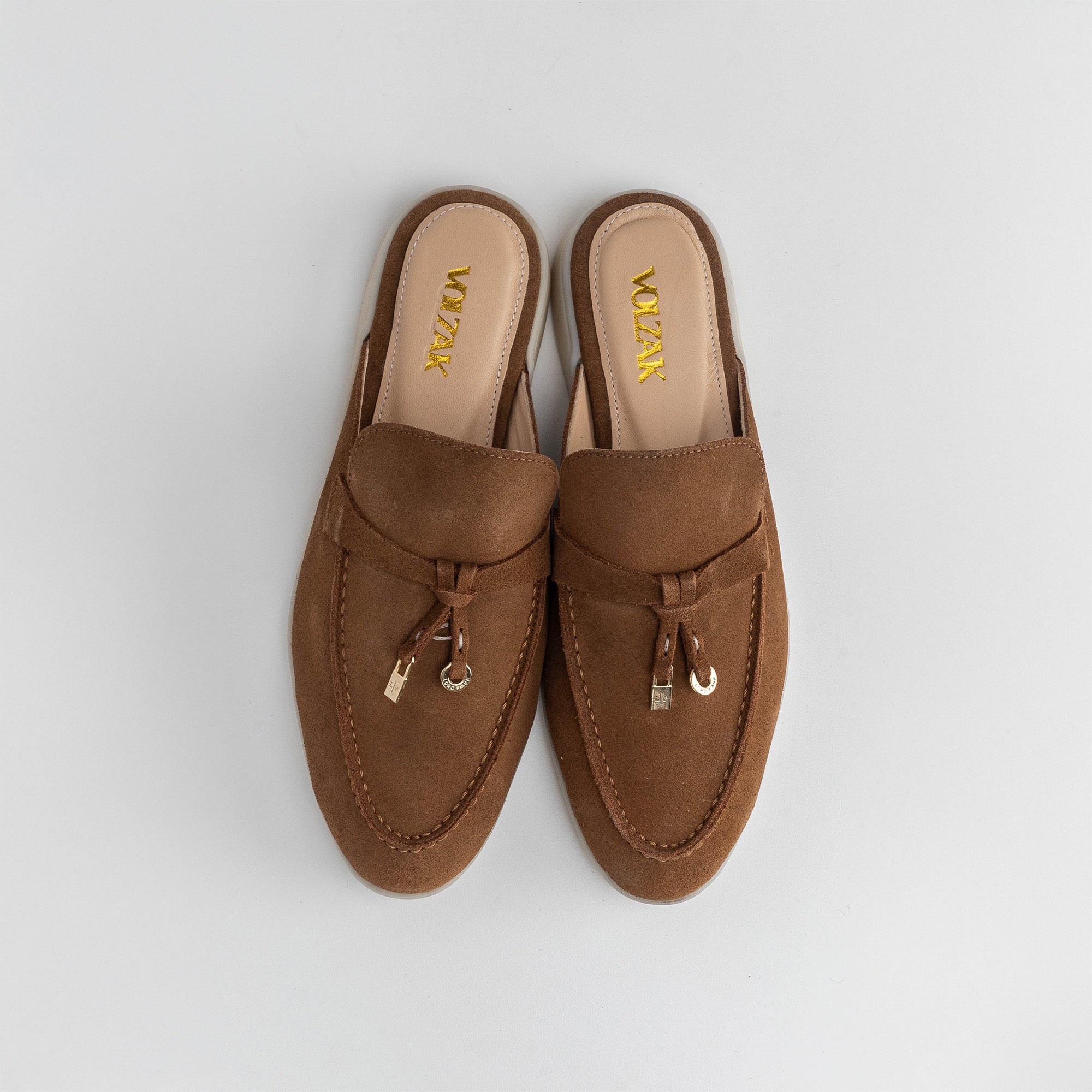 Volzak 0777 Mule en daim Camel