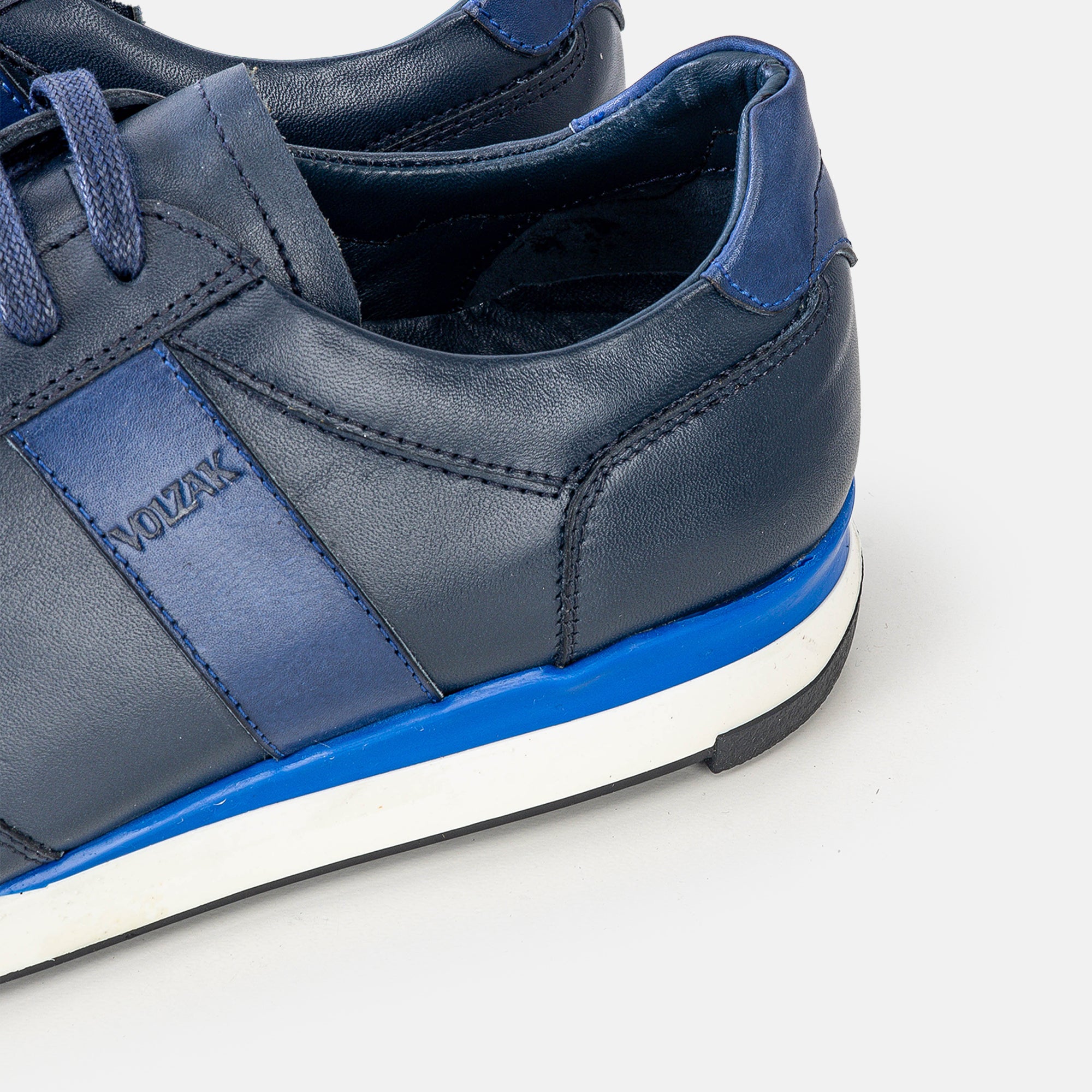 Volzak 6048 Basket en cuir Bleu