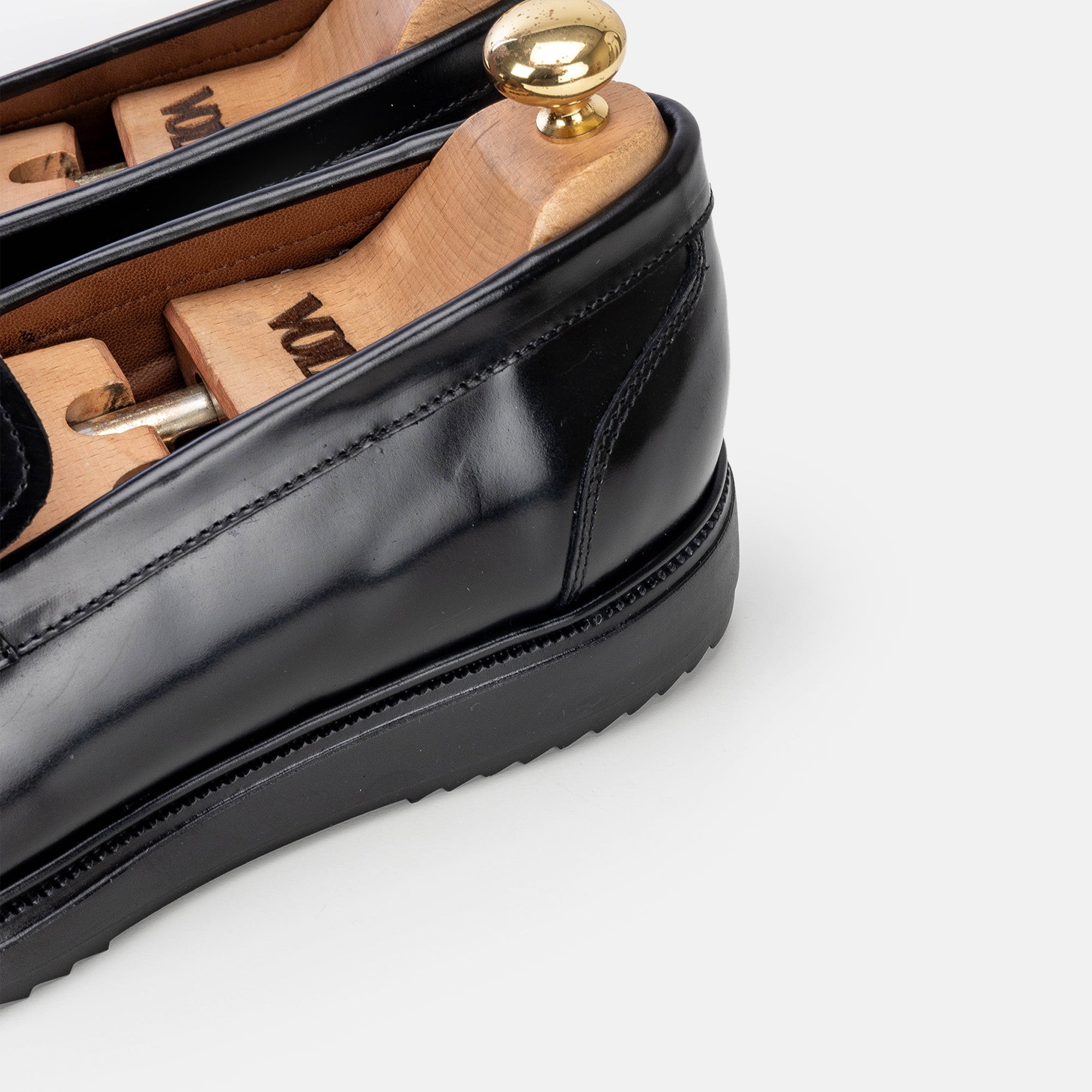 Volzak 5339 Black Demaskable Leather Shoe