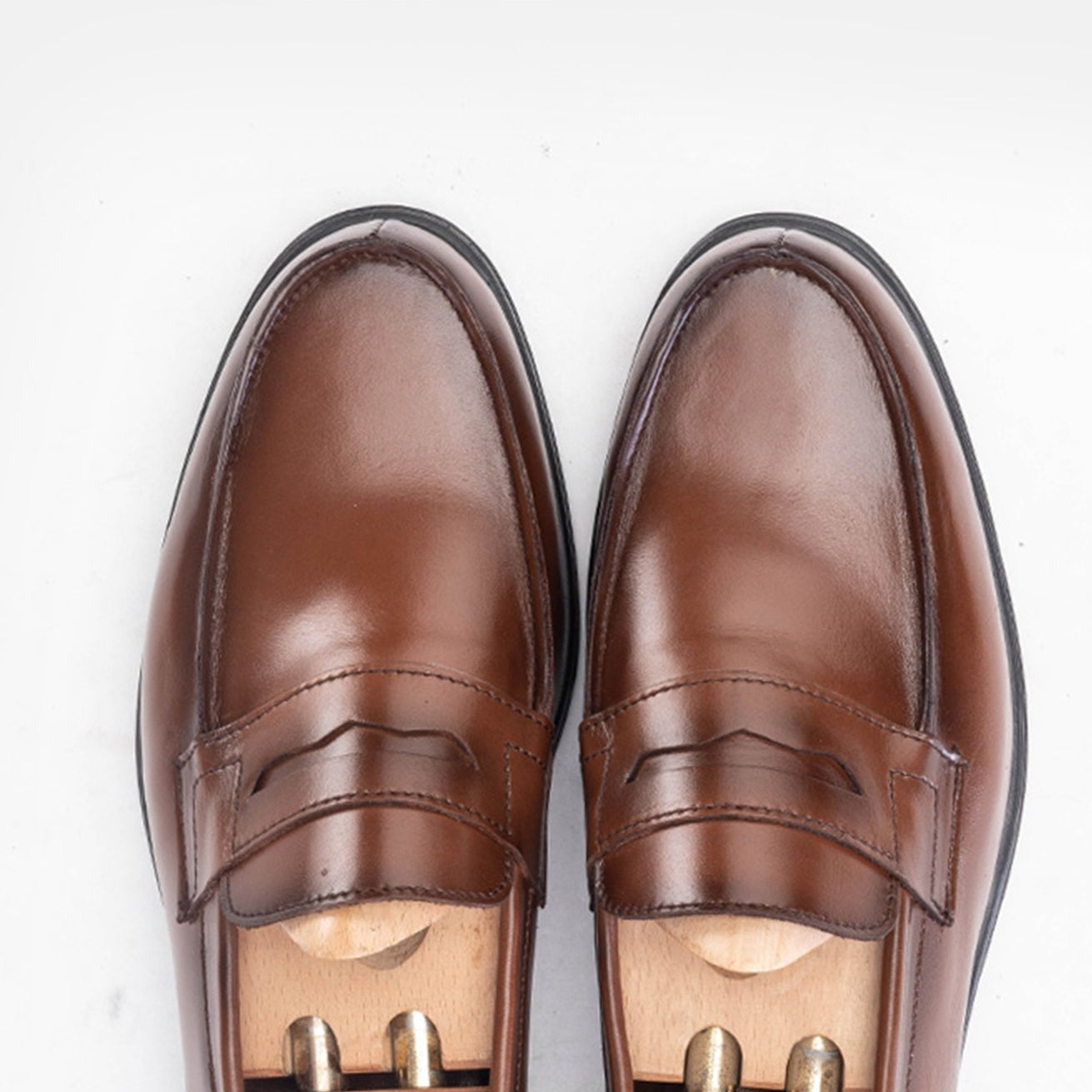 Volzak 5157 Mocassin penny en cuir Camel