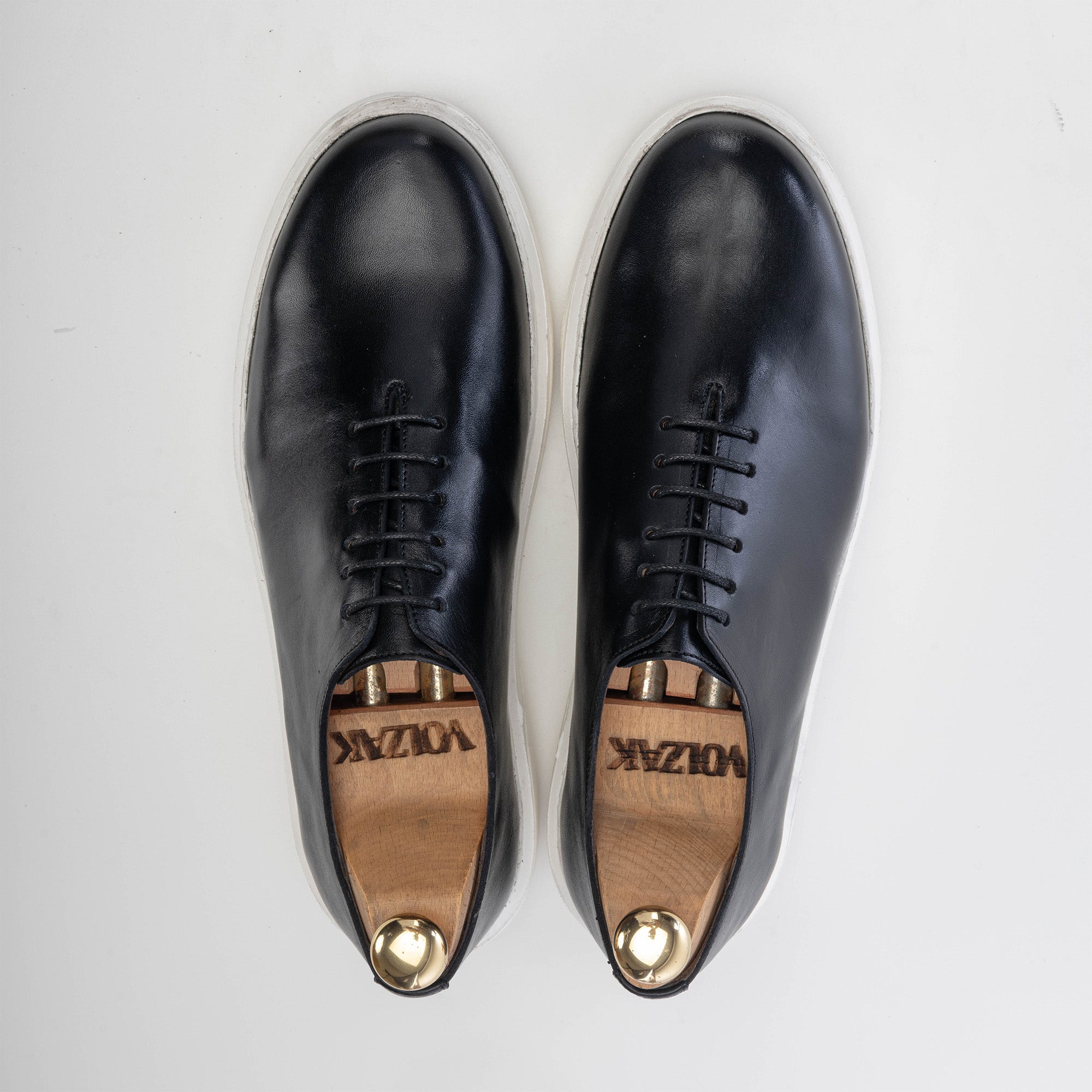 Volzak 5233 Basket en cuir noir