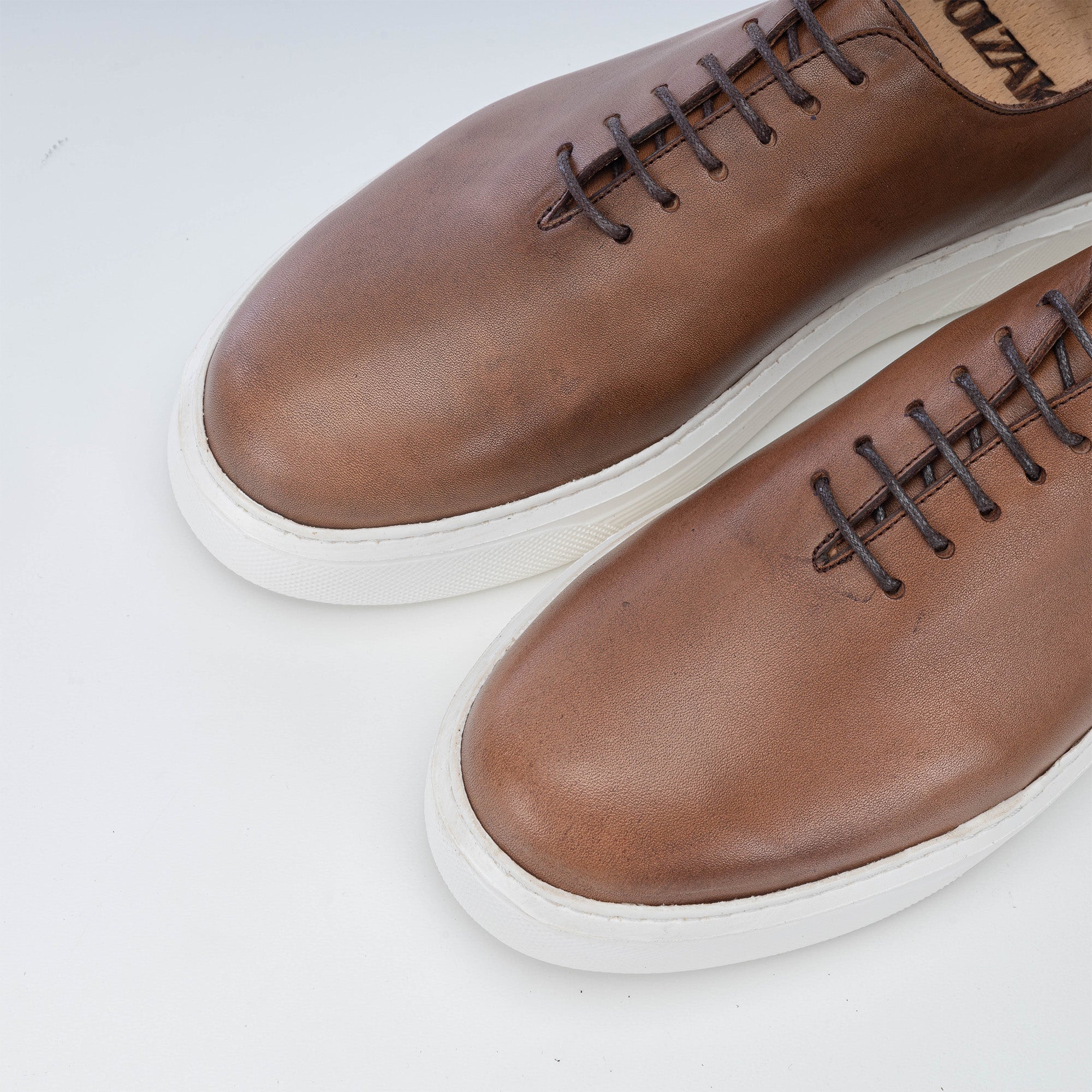 Volzak 5233 Basket en cuir marron vintage