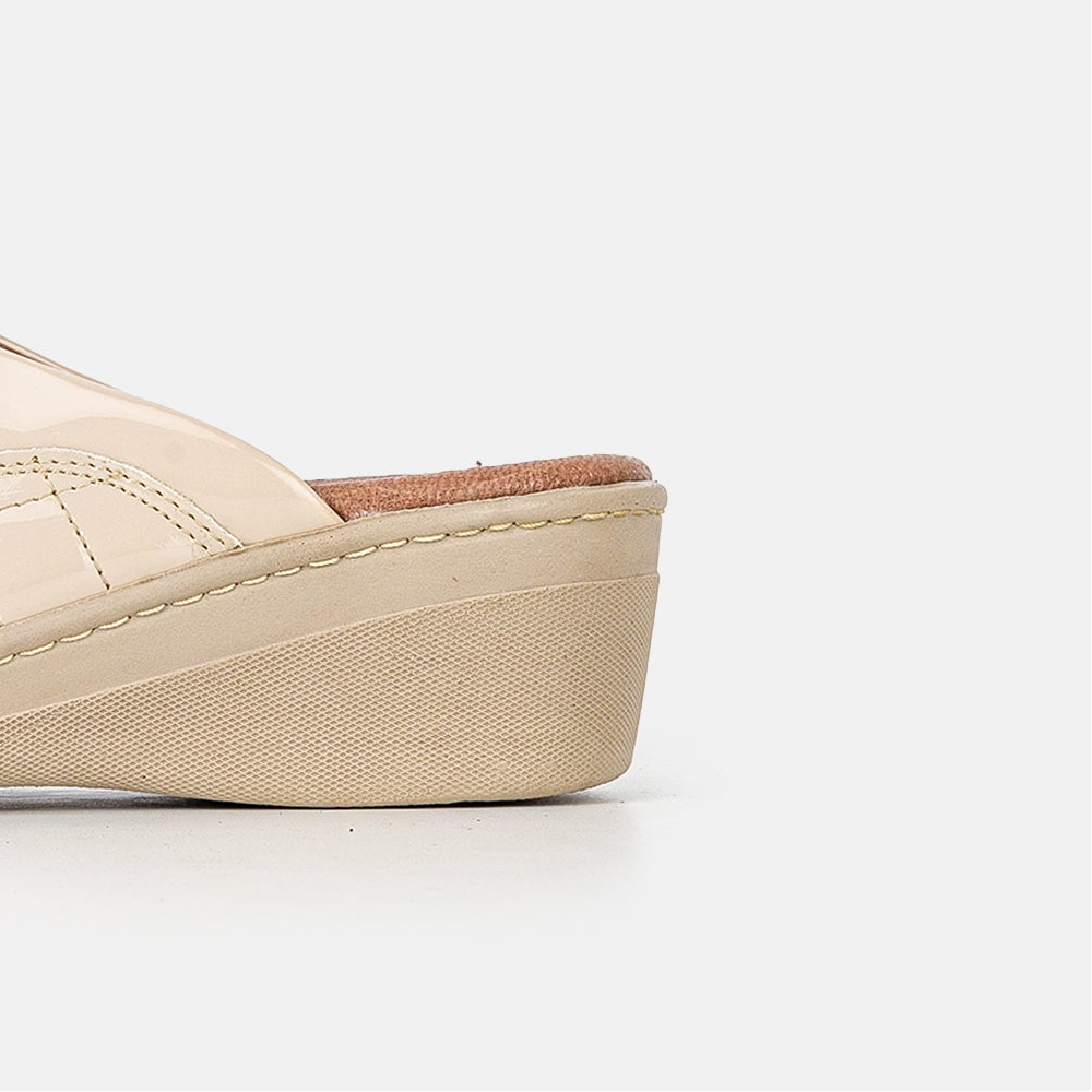 Volzak 341 Women's Medical Clog Beige