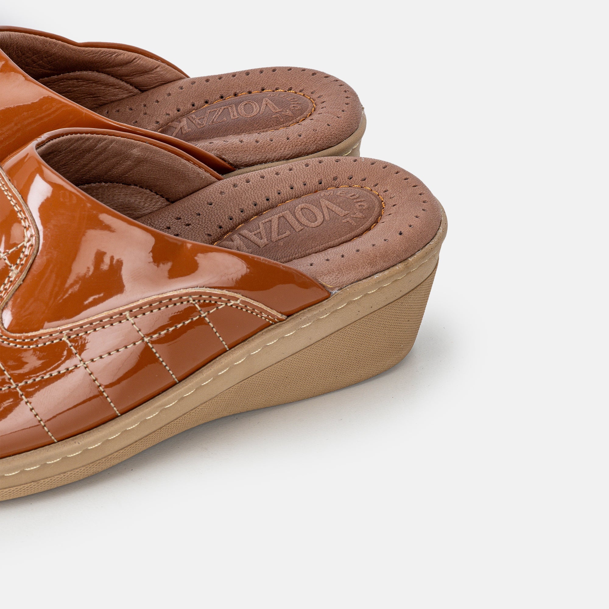 Volzak 341 Women's Medical Clog Camel