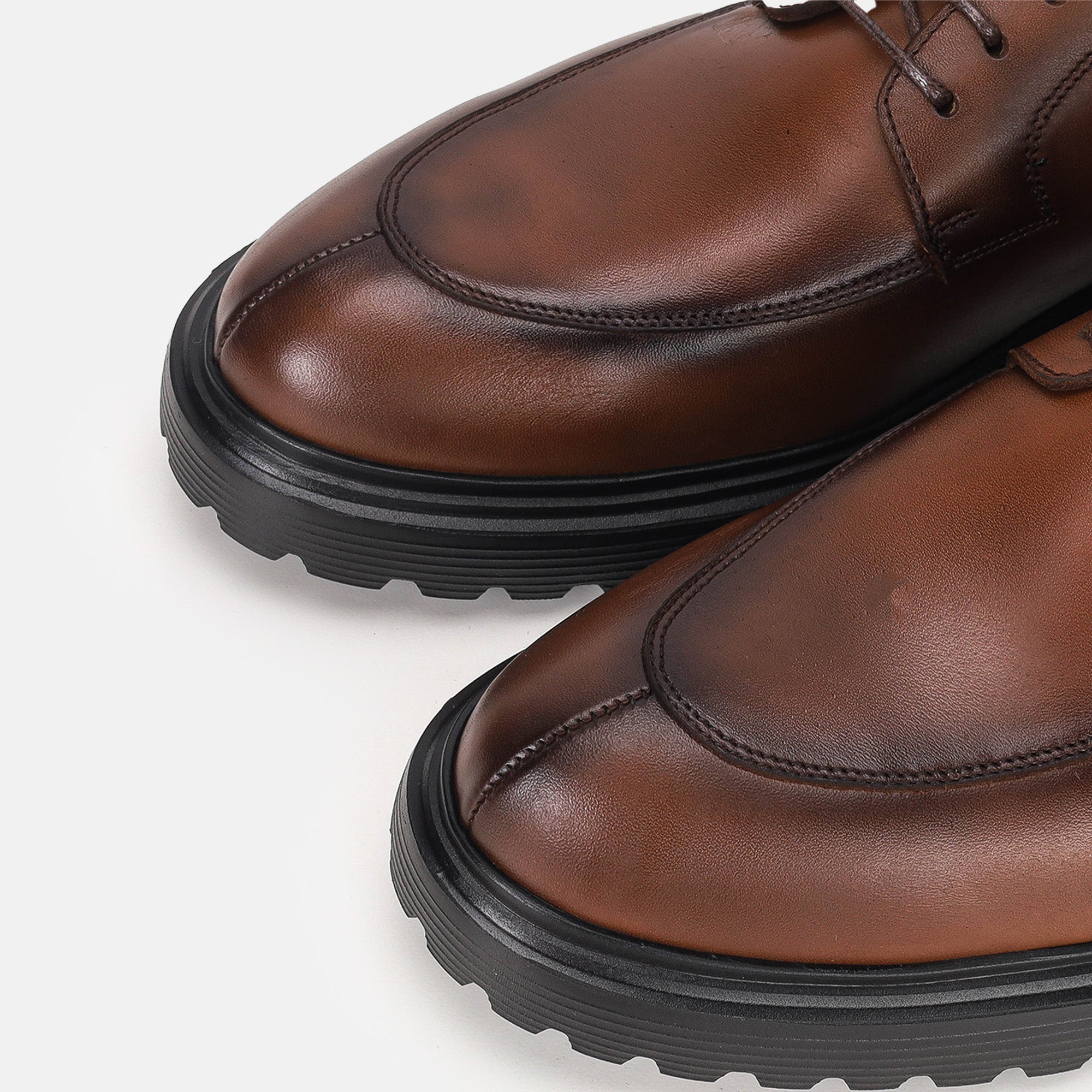 Volzak 5307 chaussure en cuir Marron Vintage