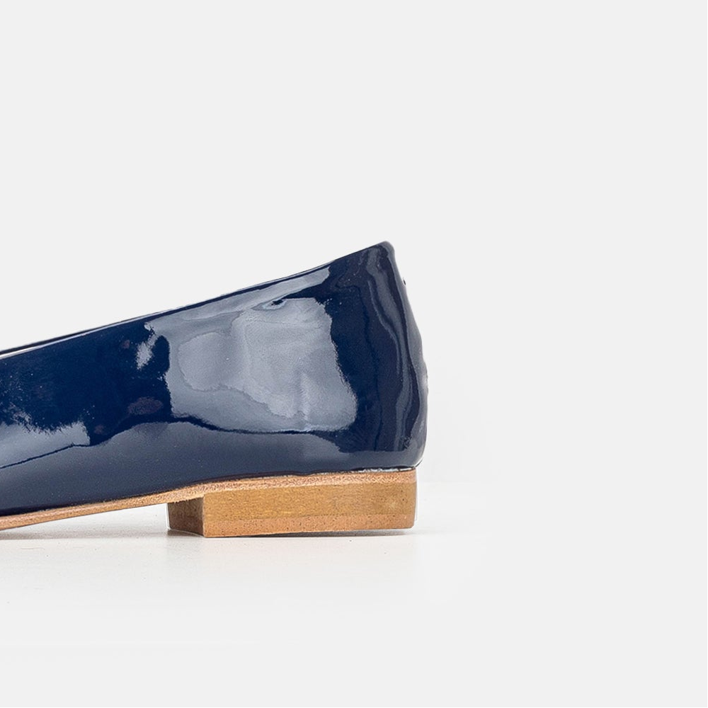 Volzak 077 Blue Patent Leather Ballerina