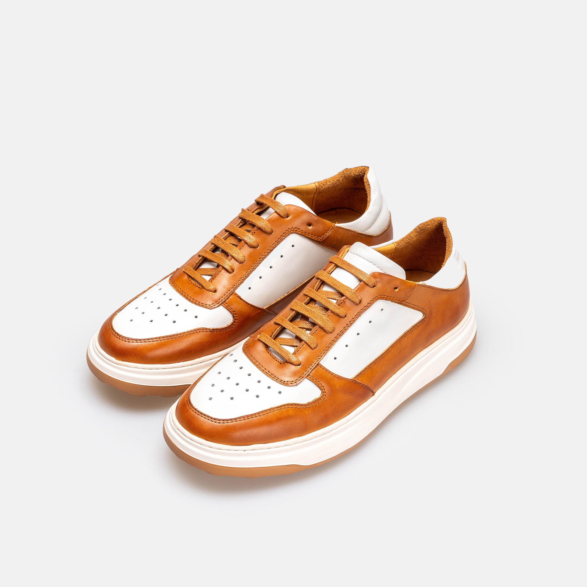 Volzak 6095 basket en cuir Camel