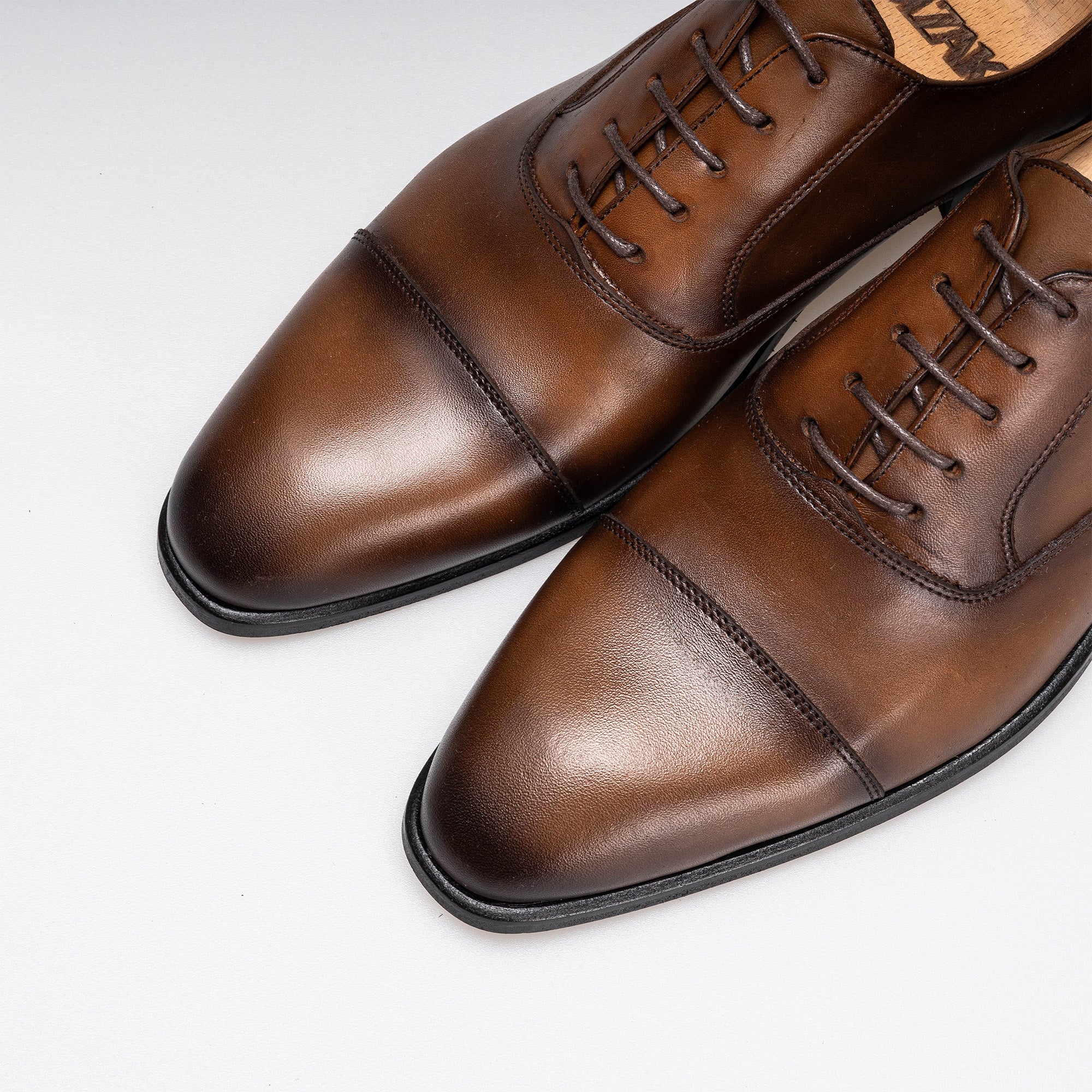 Volzak 5345 chaussure en cuir Marron Vintage