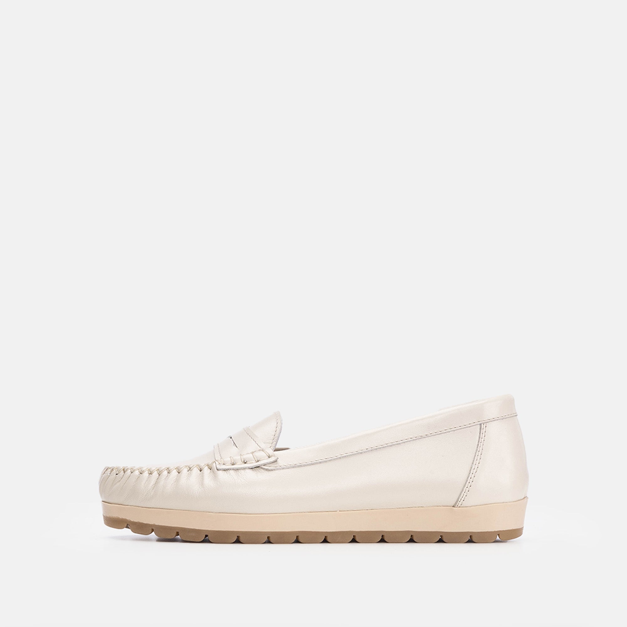 '''890 Mocassin en cuir Beige