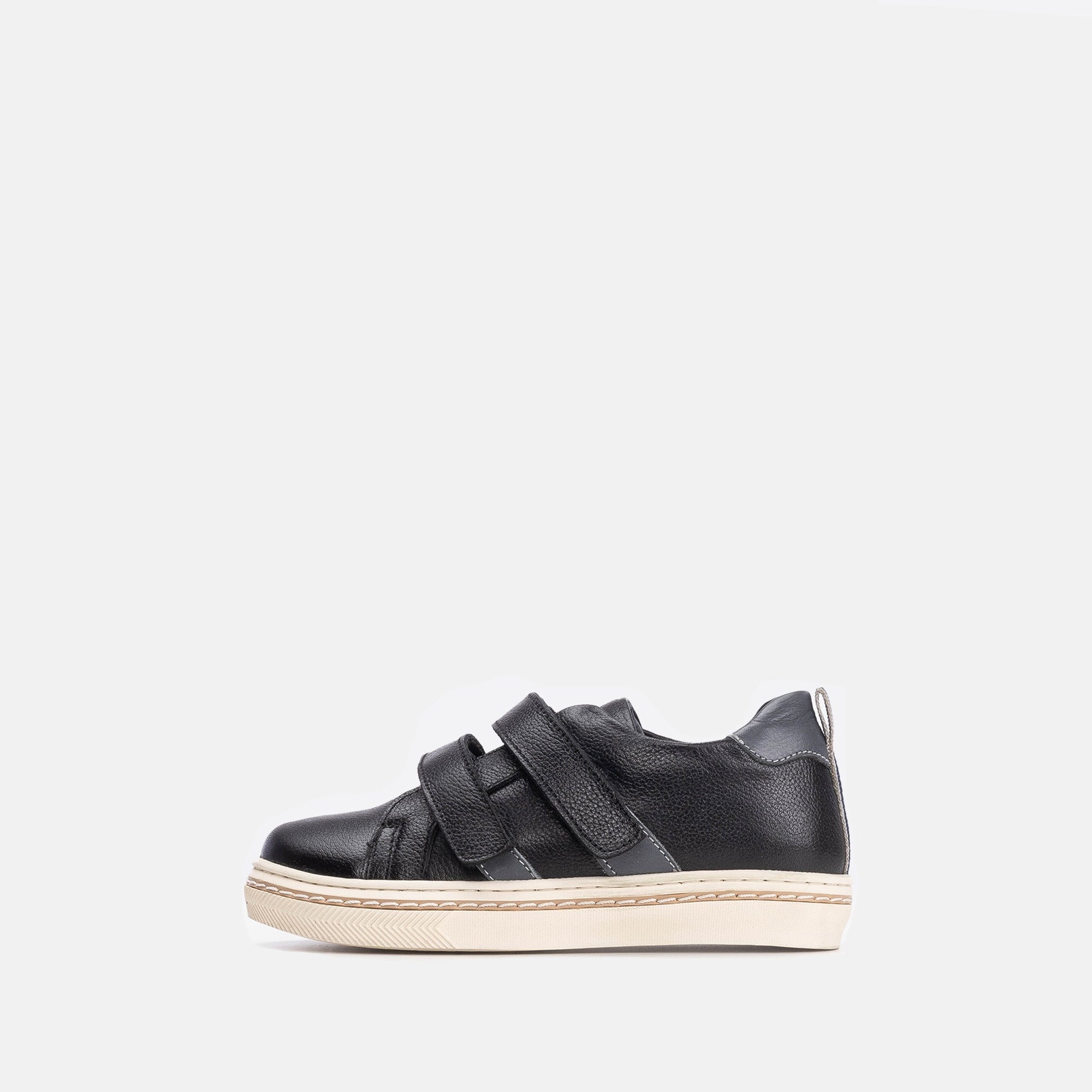 017 Chaussure enfant en cuir Noir