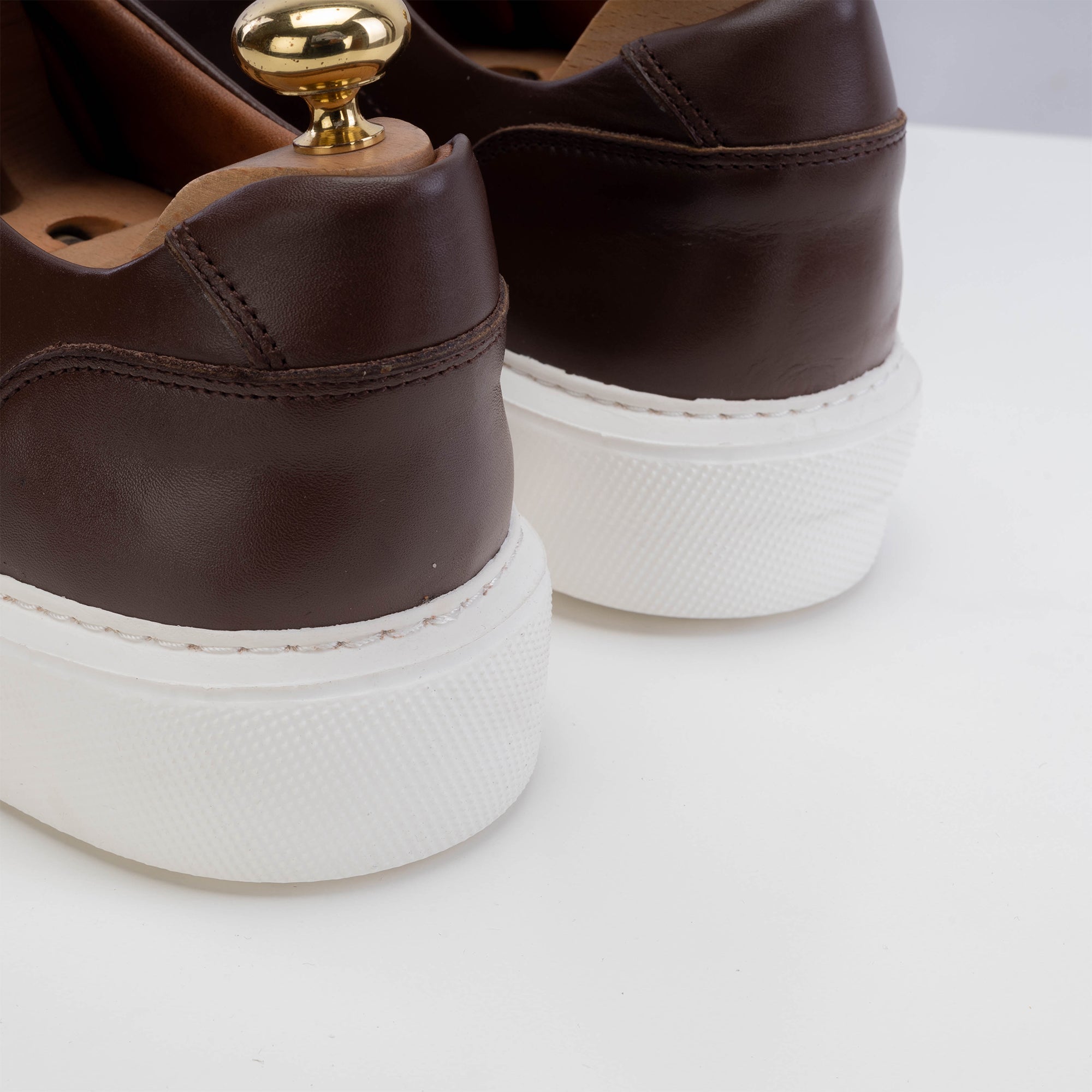 Volzak 5214 basket en cuir marron