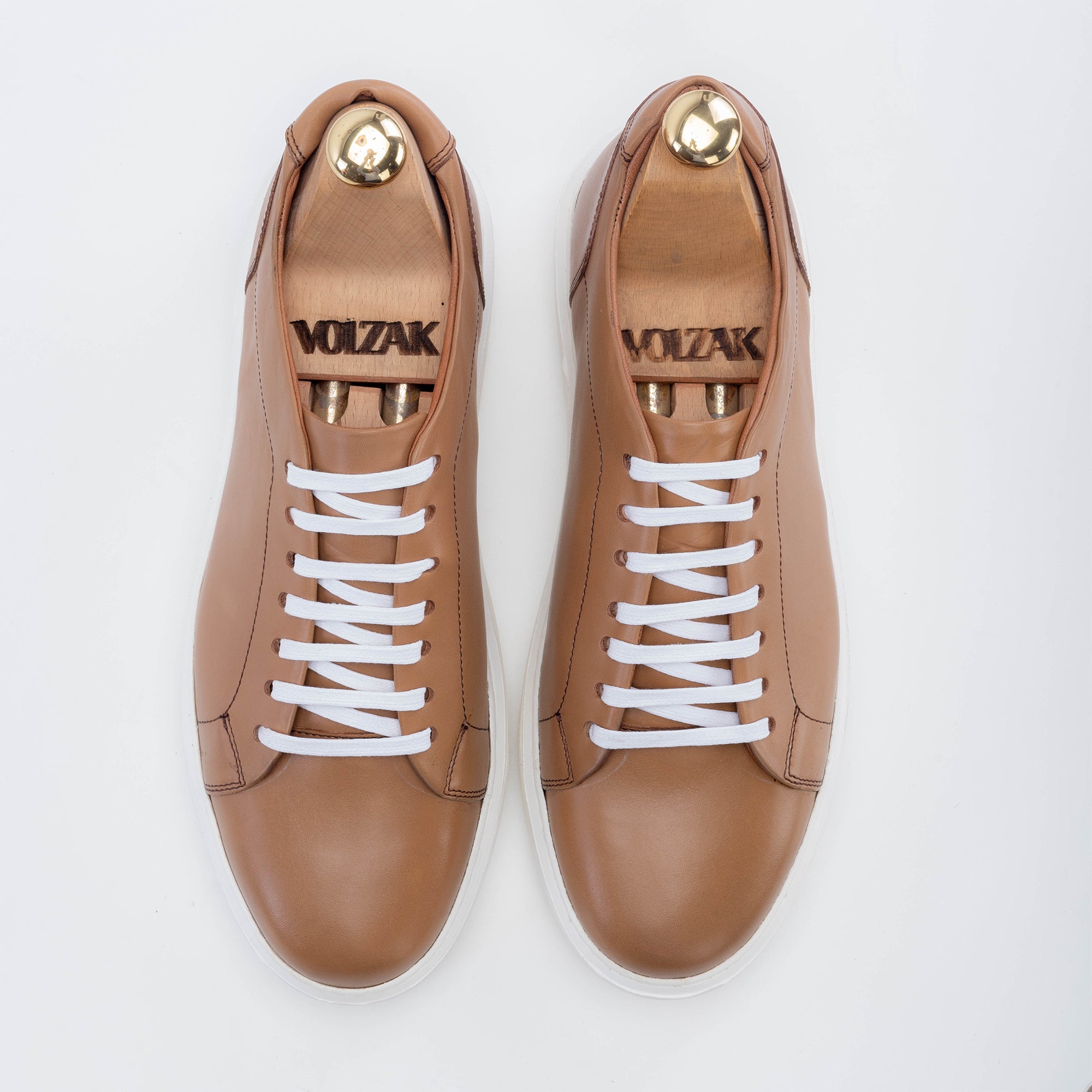 Volzak 5214 basket en cuir beige