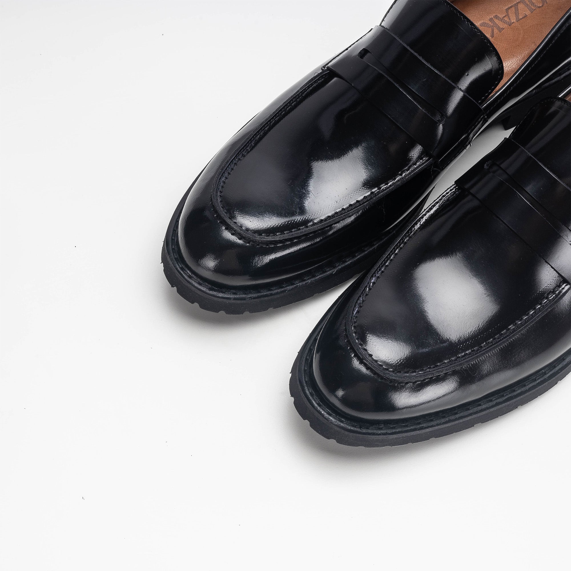 Volzak 5164 chaussure en cuir Démasquable noir