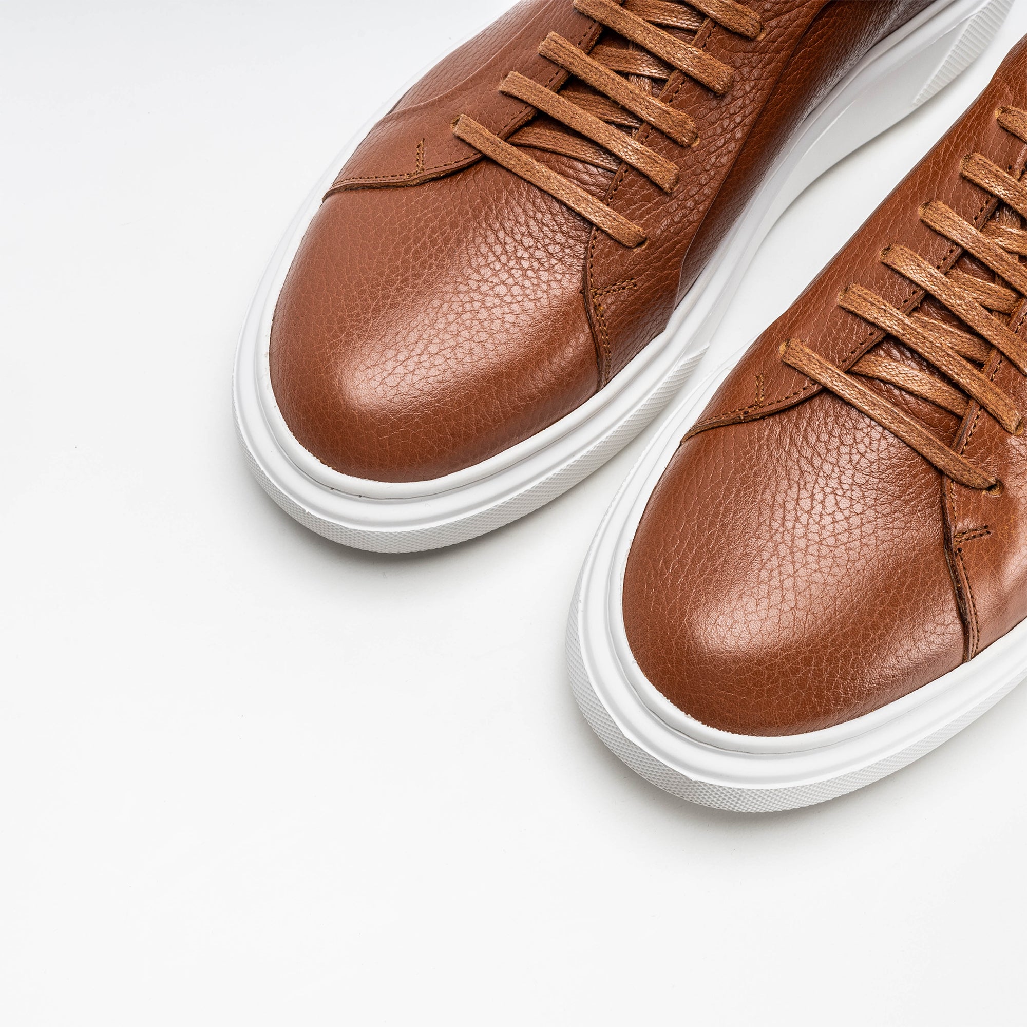 Volzak 400 Basket en cuir Camel