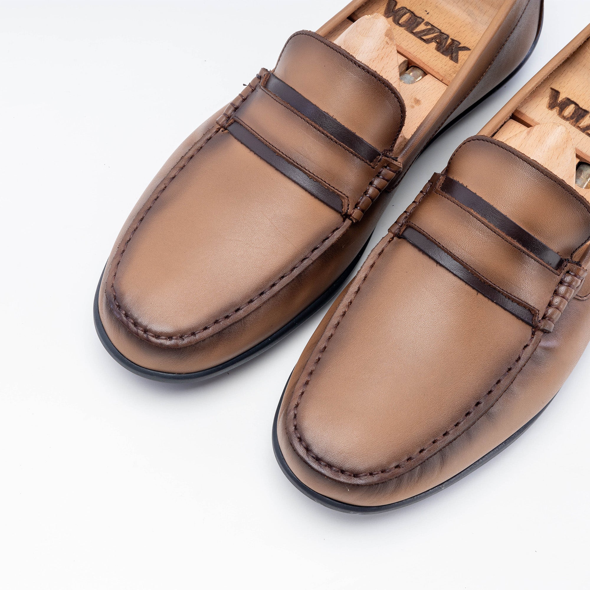 Volzak 5223 Mocassin en cuir sable