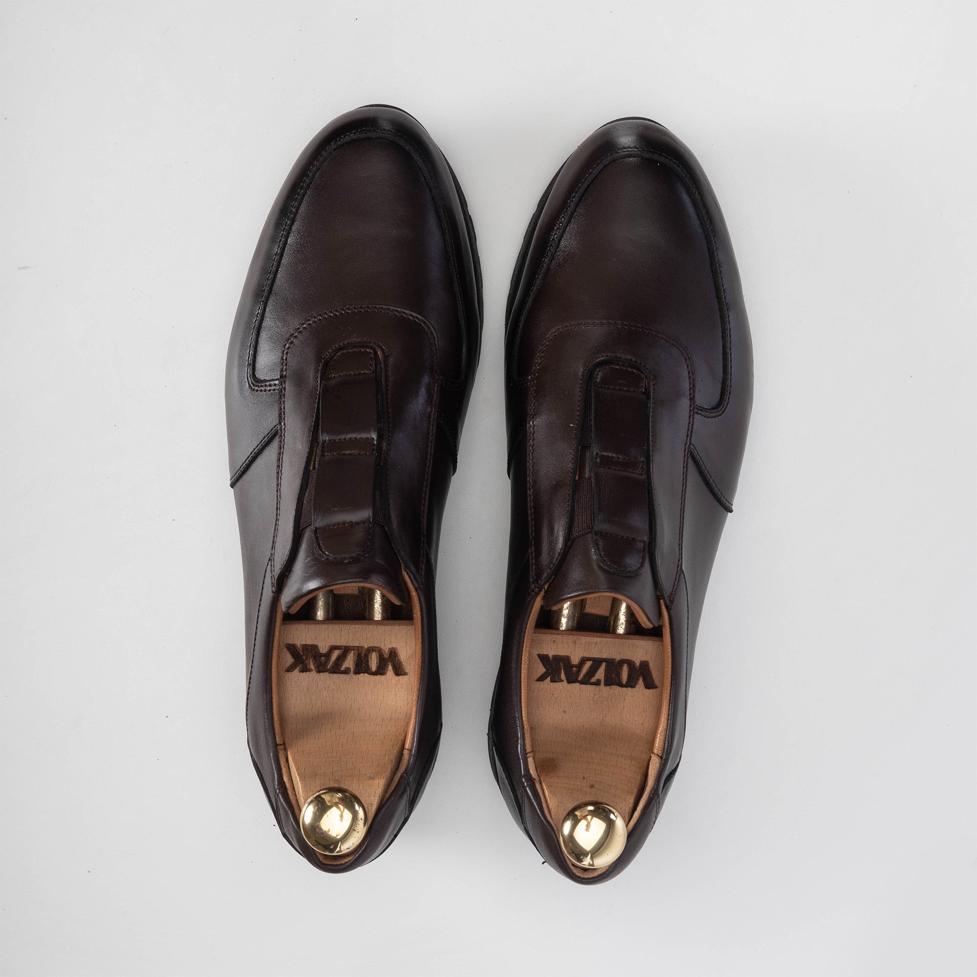 حذاء رياضي جلدي بني من فولزاك 5227