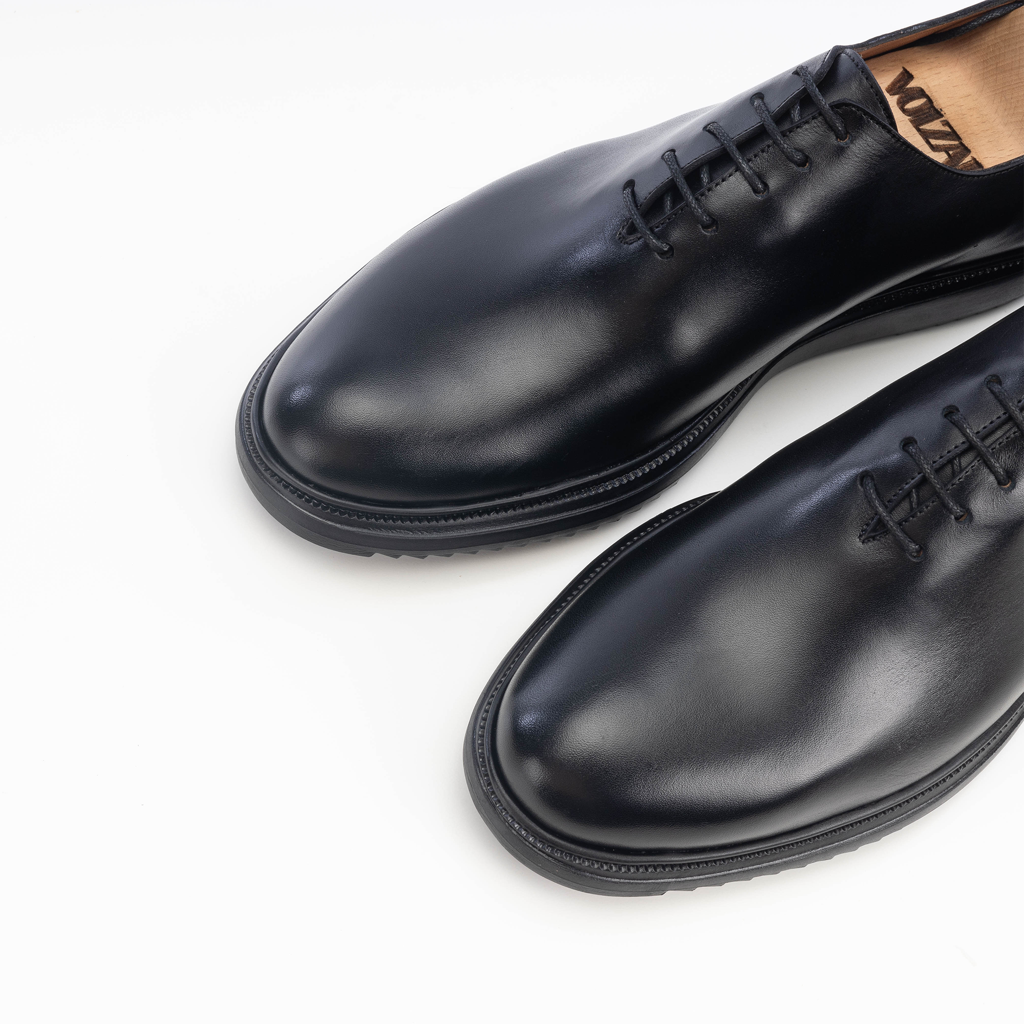 Volzak 5228 chaussure en cuir noir