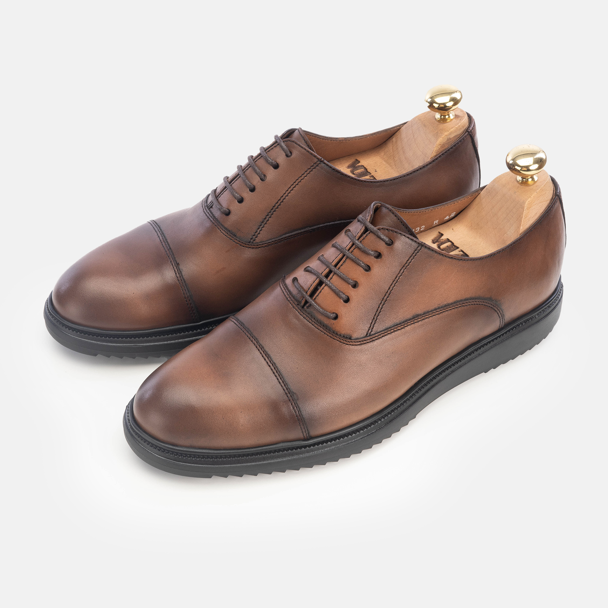 Volzak 5232 chaussure en cuir marron vintage