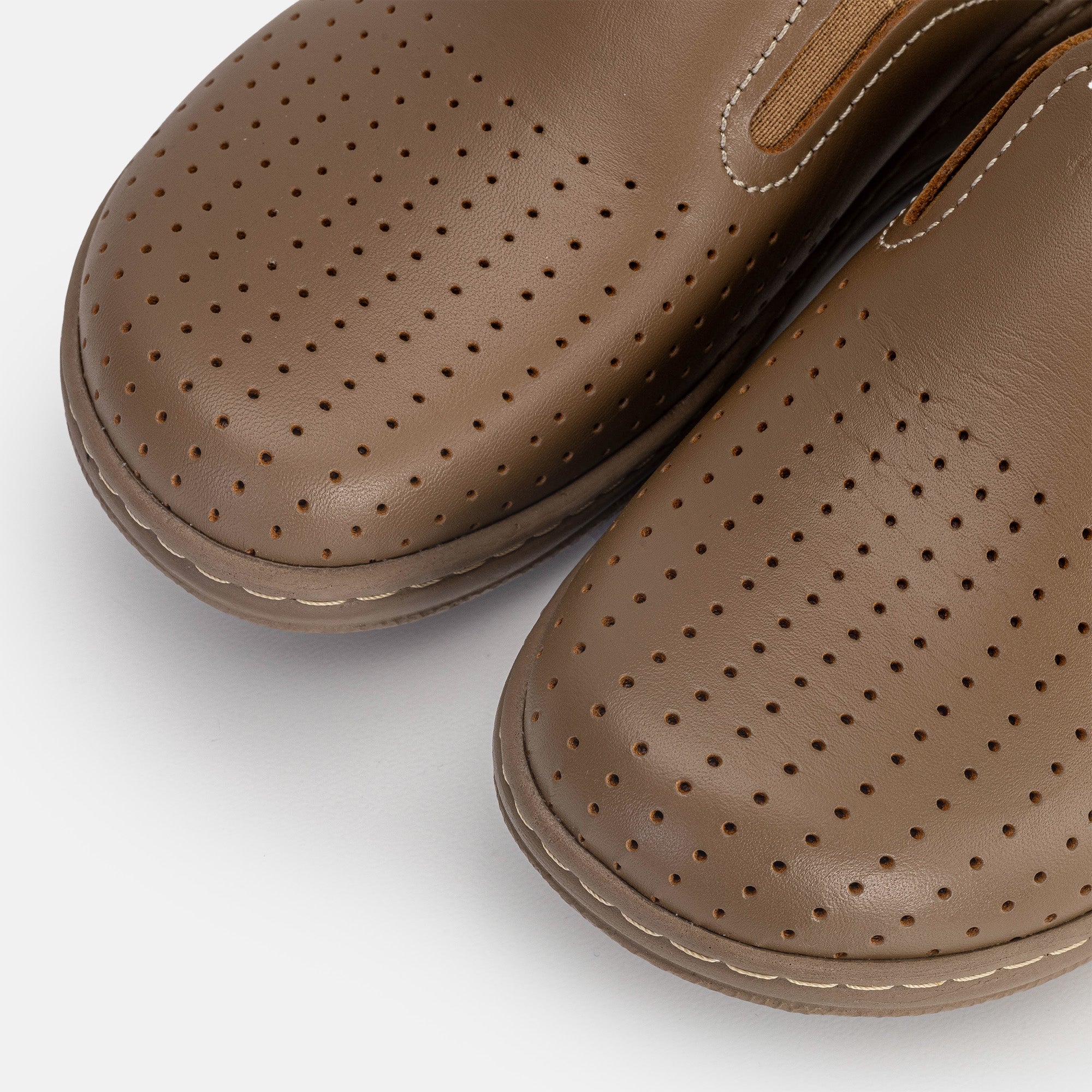 Volzak 261 Sabot médical femme Sable