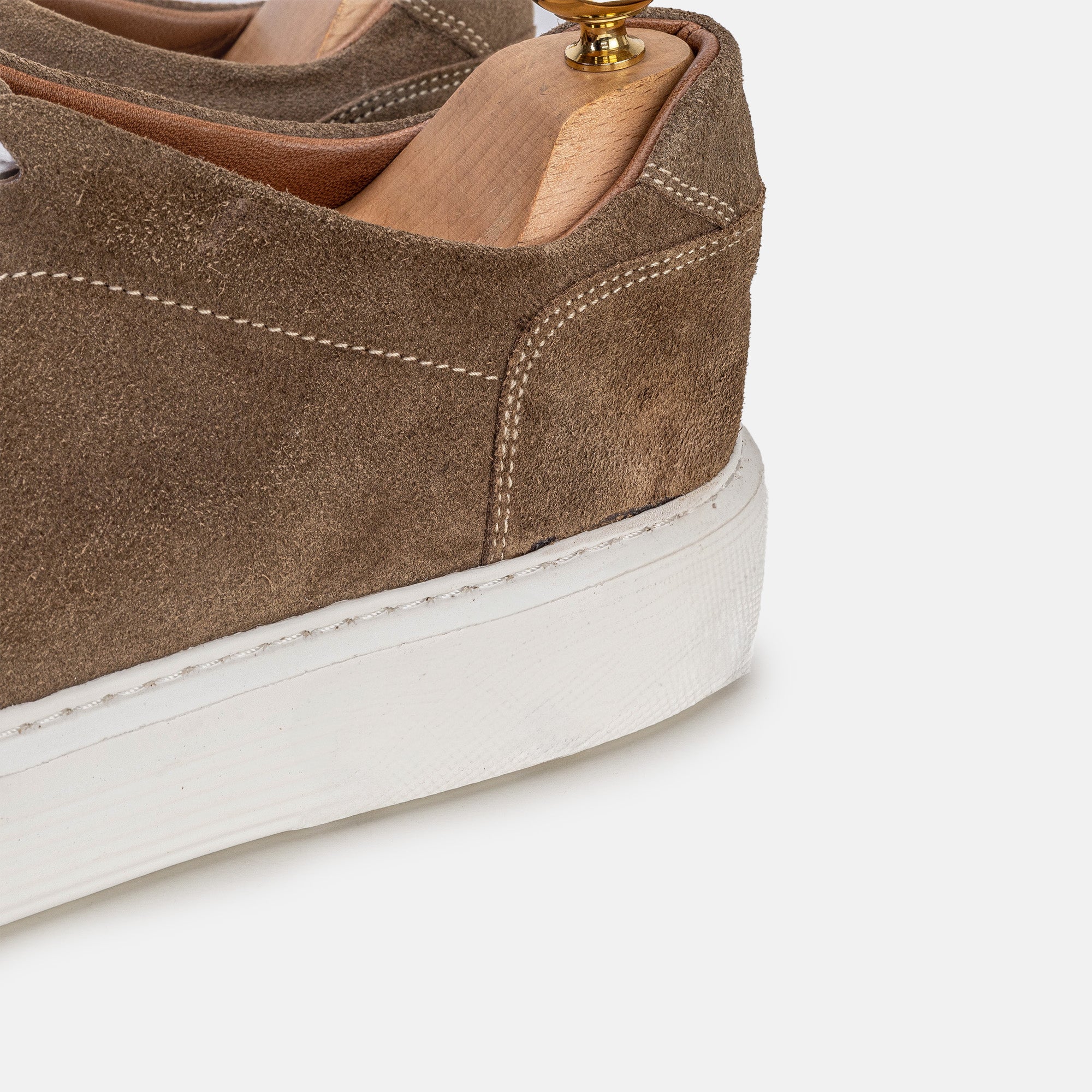 Volzak 5214 basket en daim Taupe