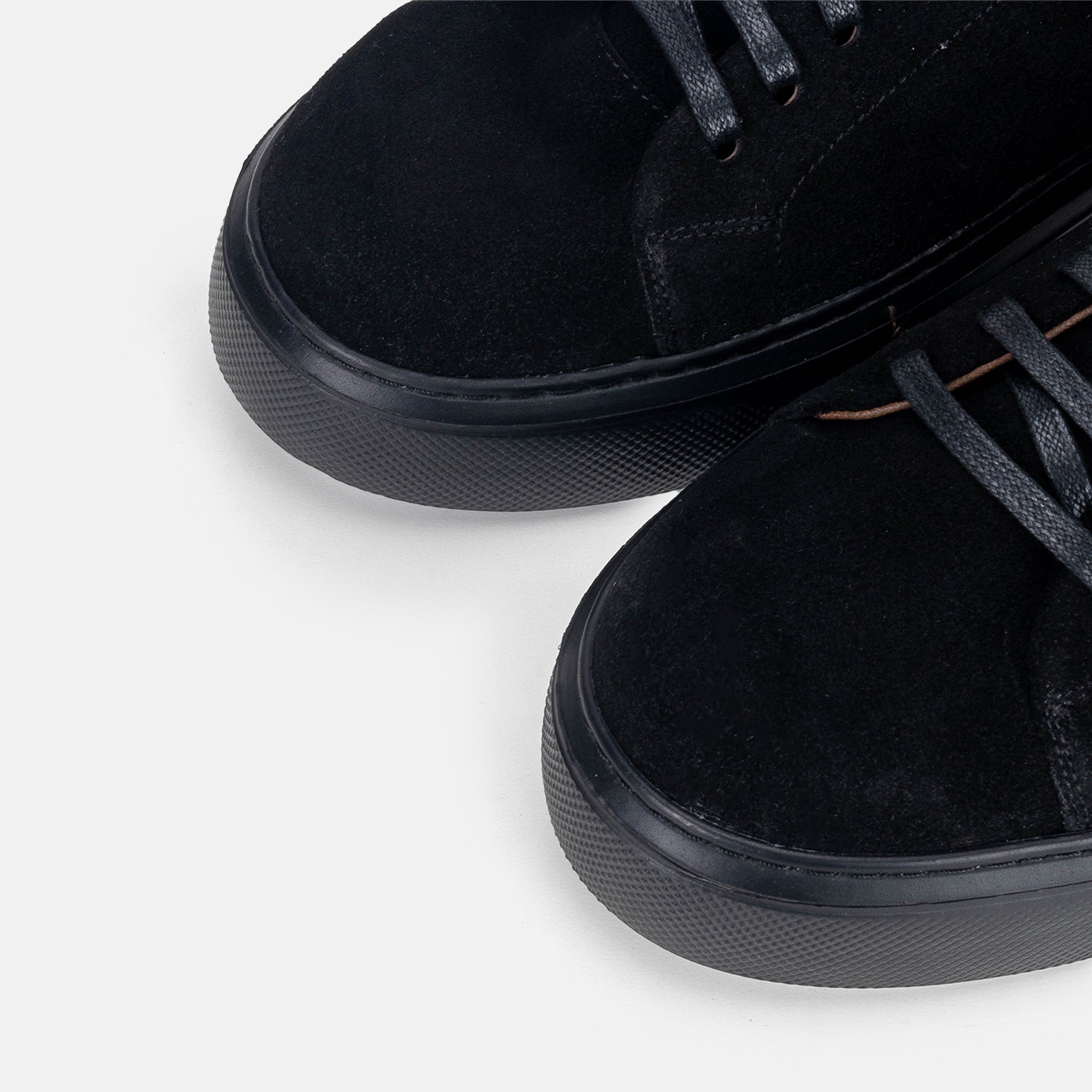 Volzak 5300 basket en daim Noir