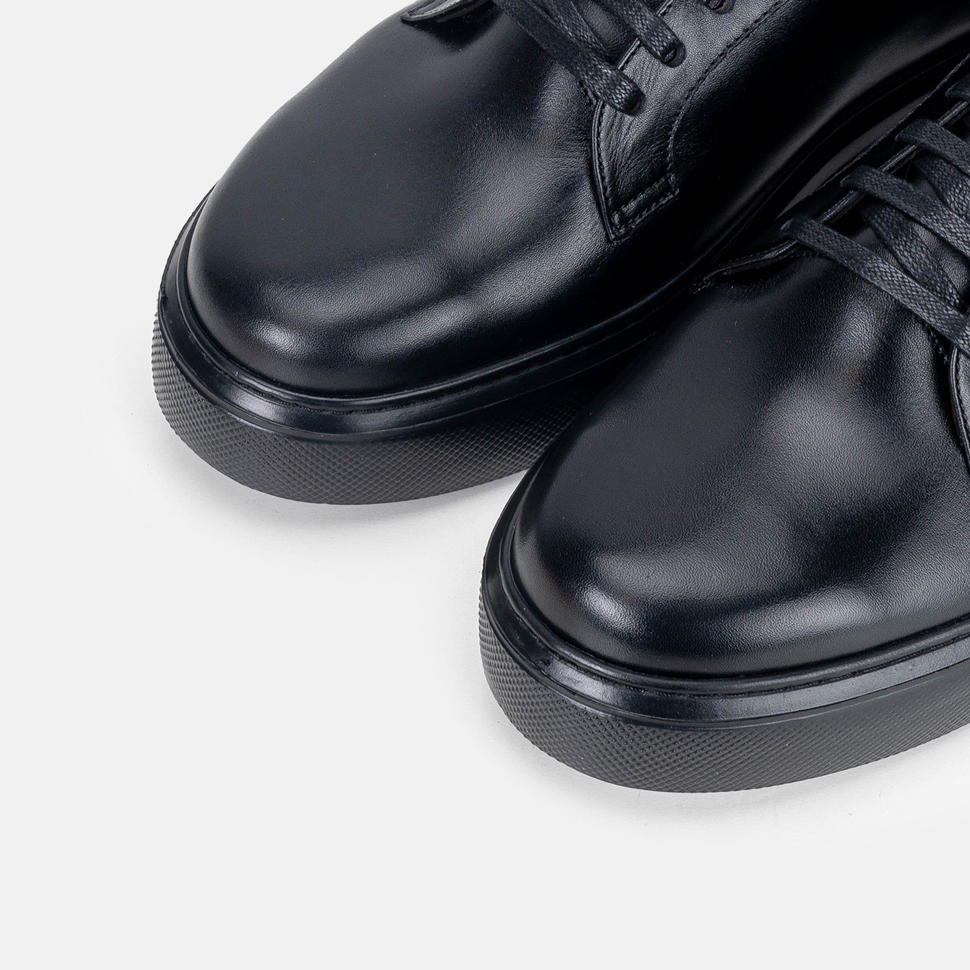 Volzak 5301 basket en cuir Noir