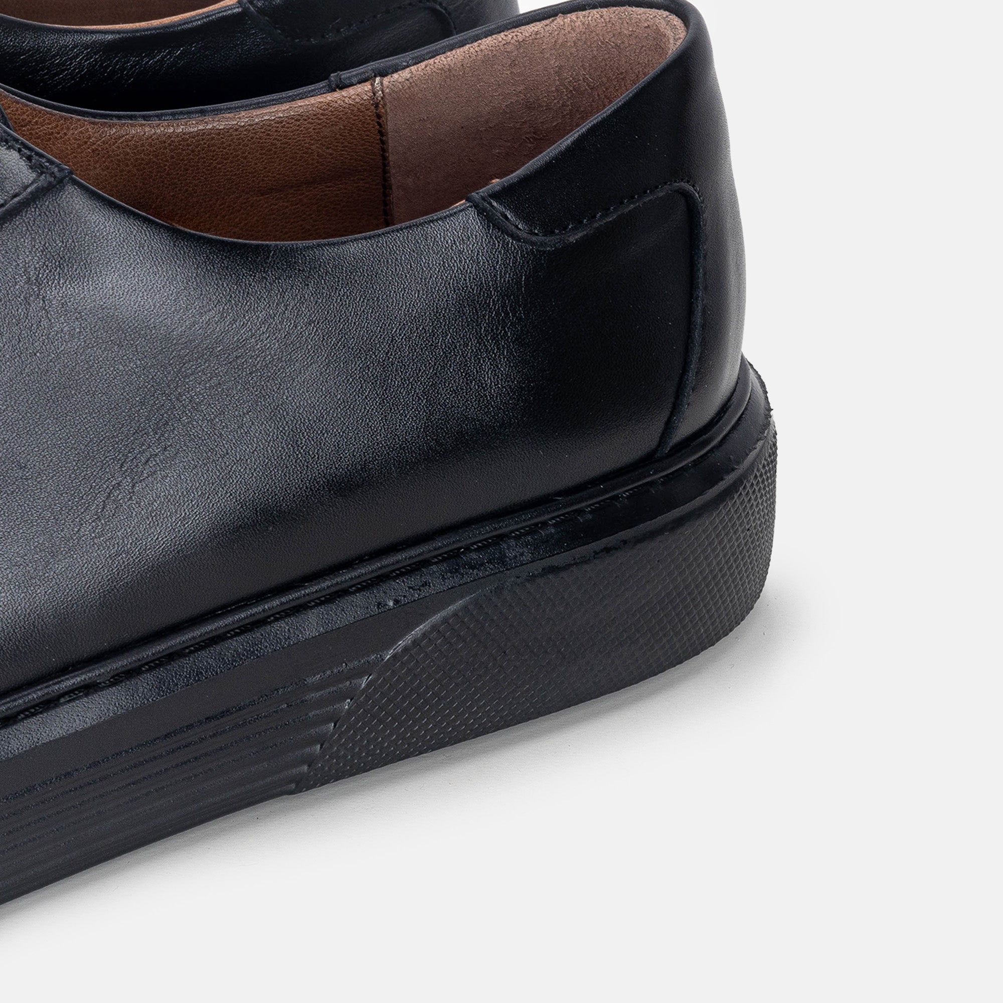 Volzak 5301 basket en cuir Noir