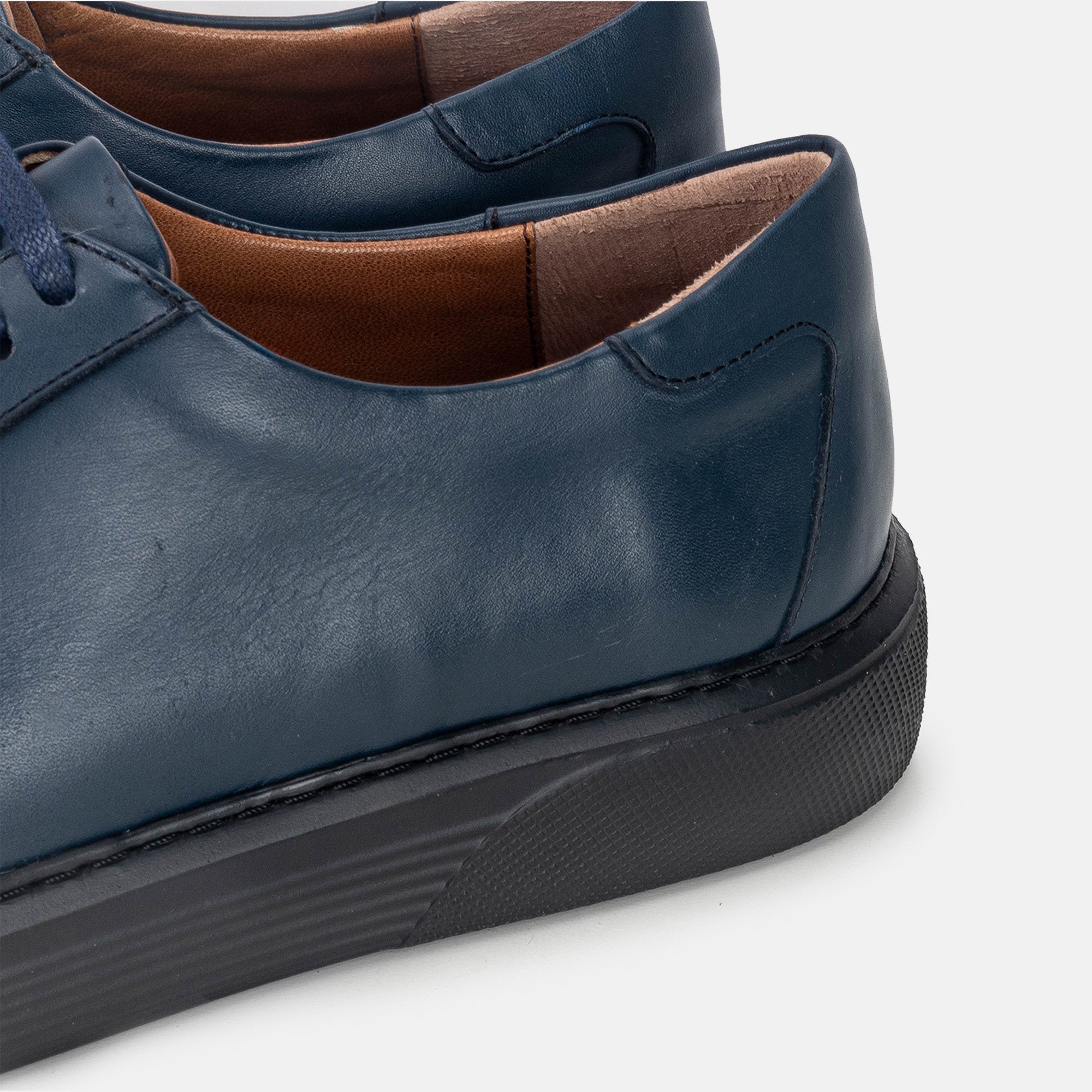 Volzak 5301 basket en cuir Bleu