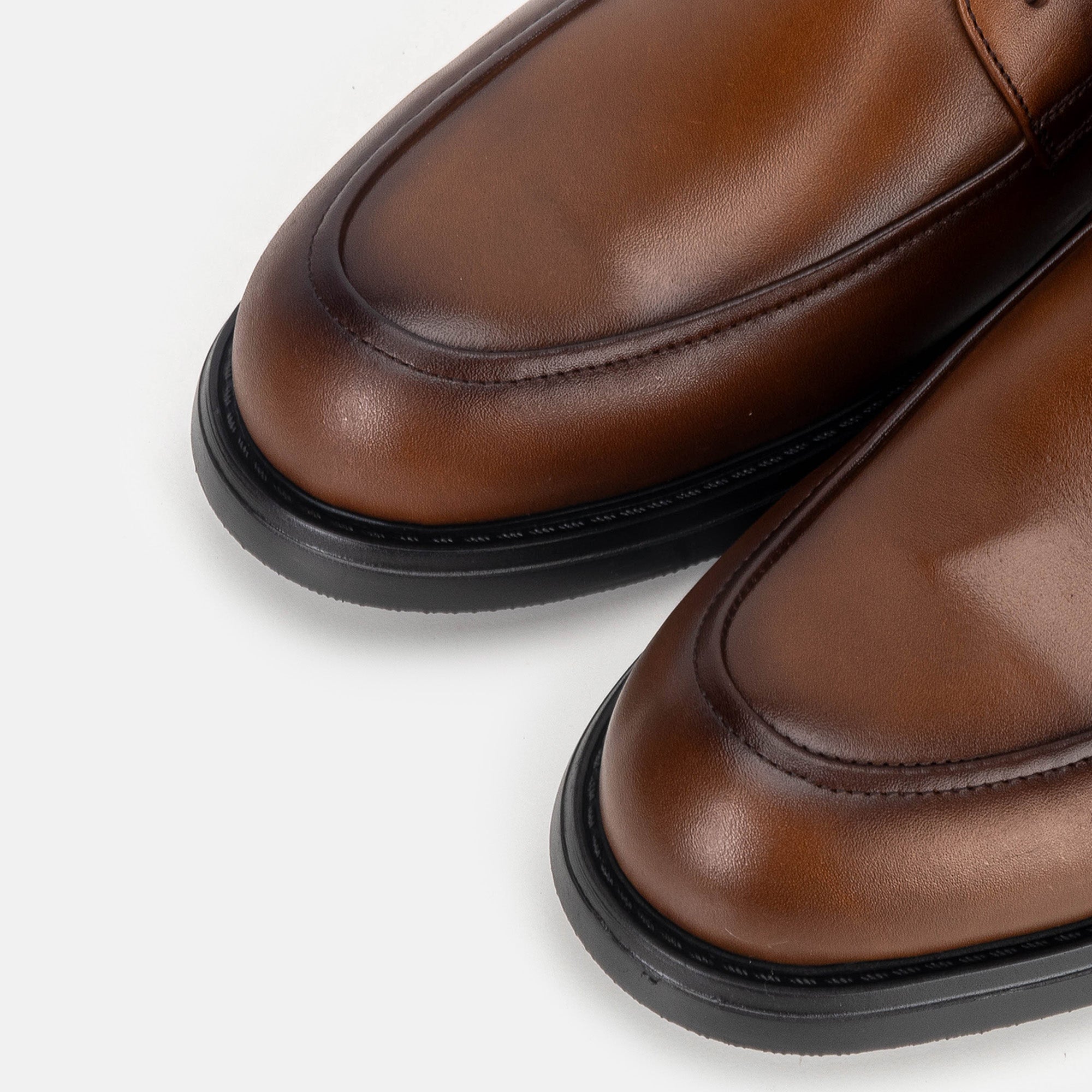 Volzak 5317 chaussure en cuir Marron Vintage