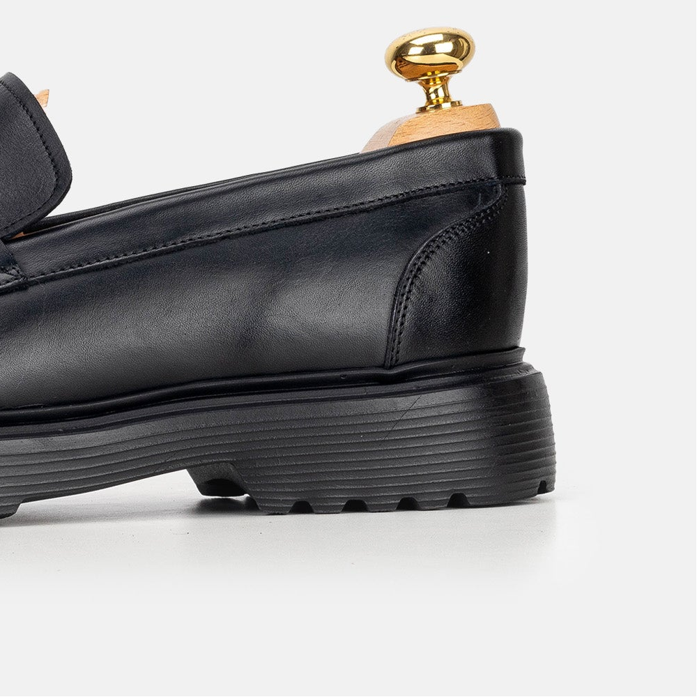 حذاء فولزاك 5308 جلدي أسود