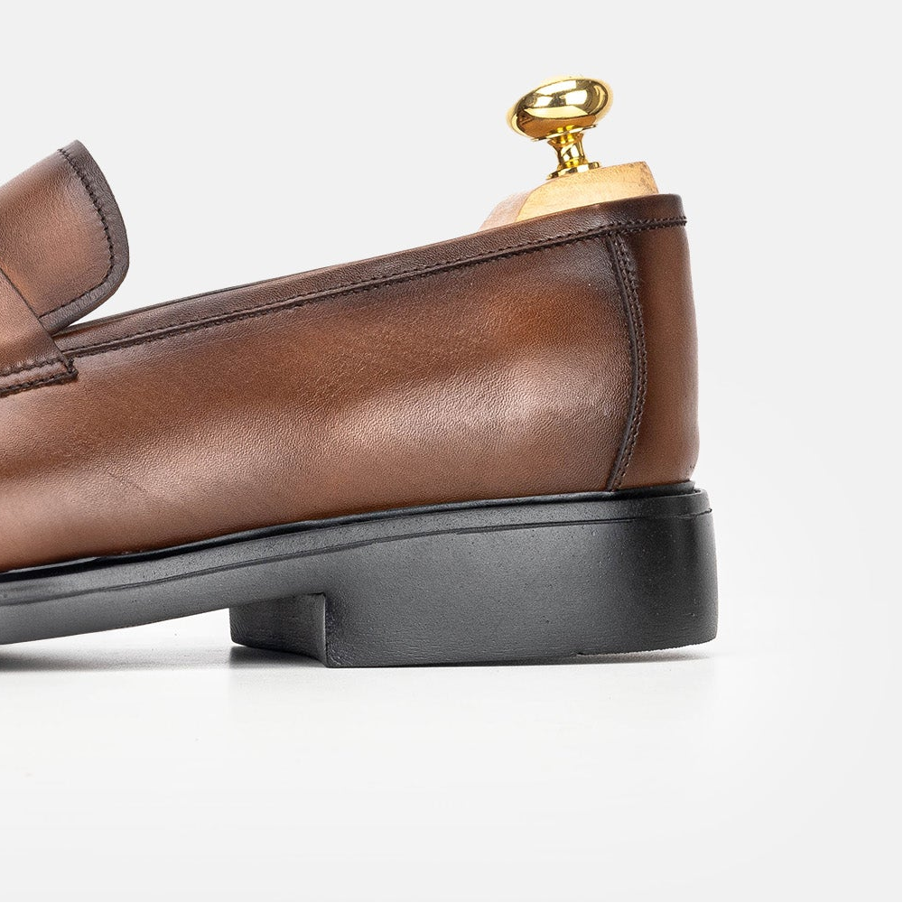 حذاء فولزاك 5321 الجلدي البني العتيق