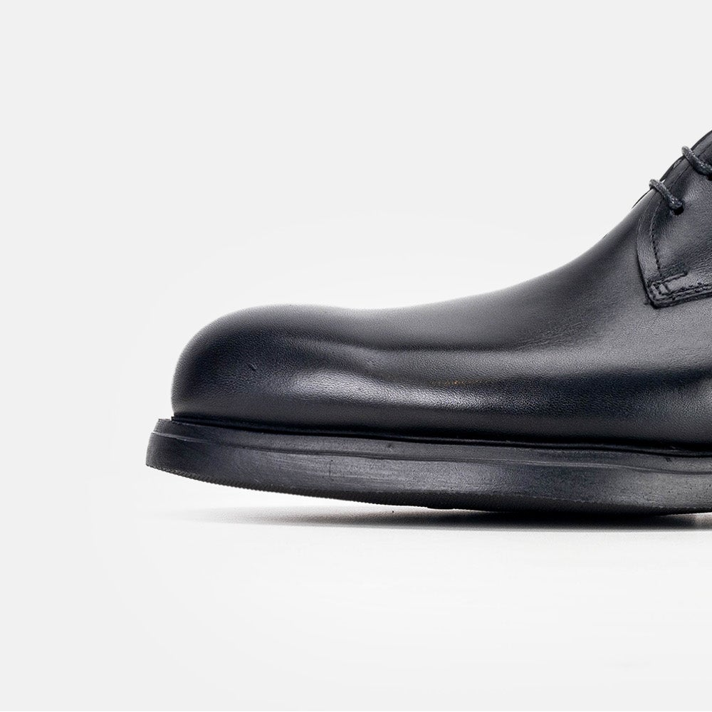 حذاء فولزاك 5324 جلدي أسود