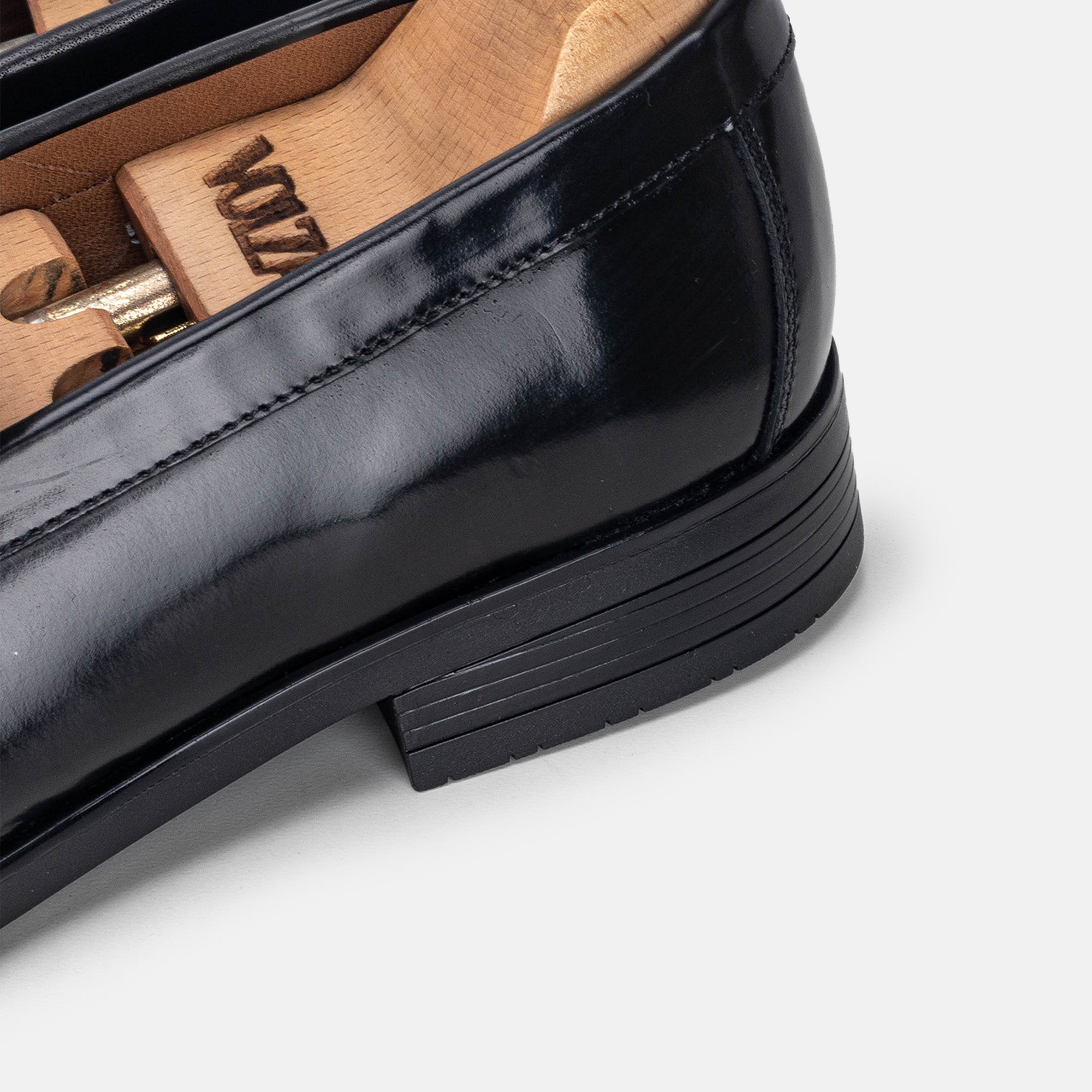 Volzak 5328 chaussure en cuir Démasquable Noir