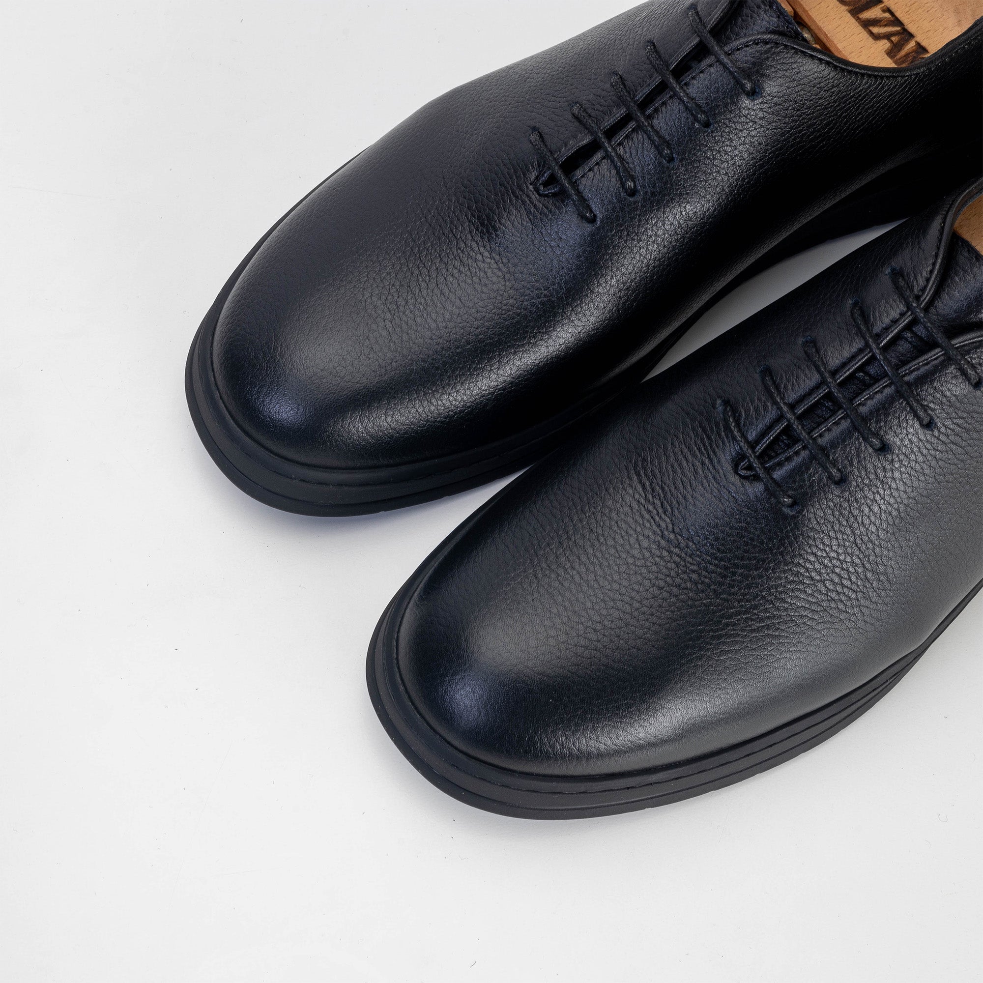 Volzak 6071 basket en cuir Noir