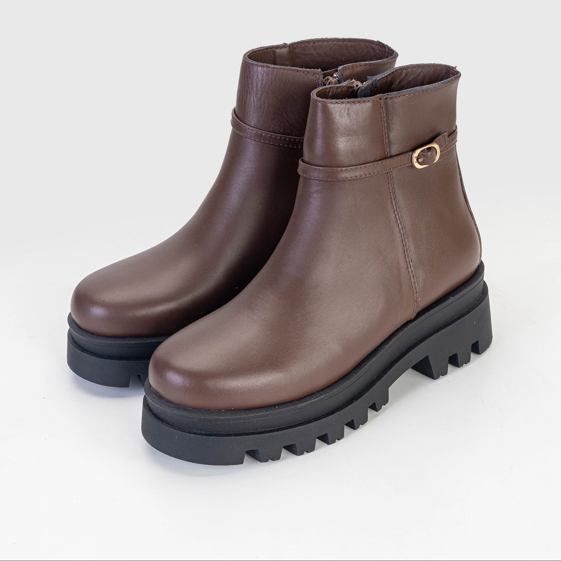 Volzak 3011 Brown Leather Ankle Boot
