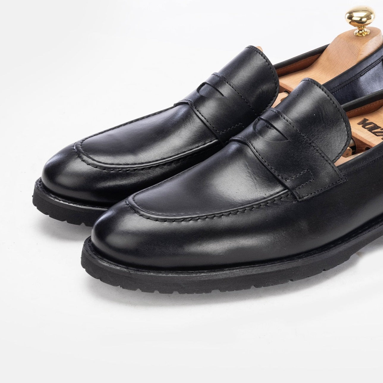 Volzak 5158 black leather shoe