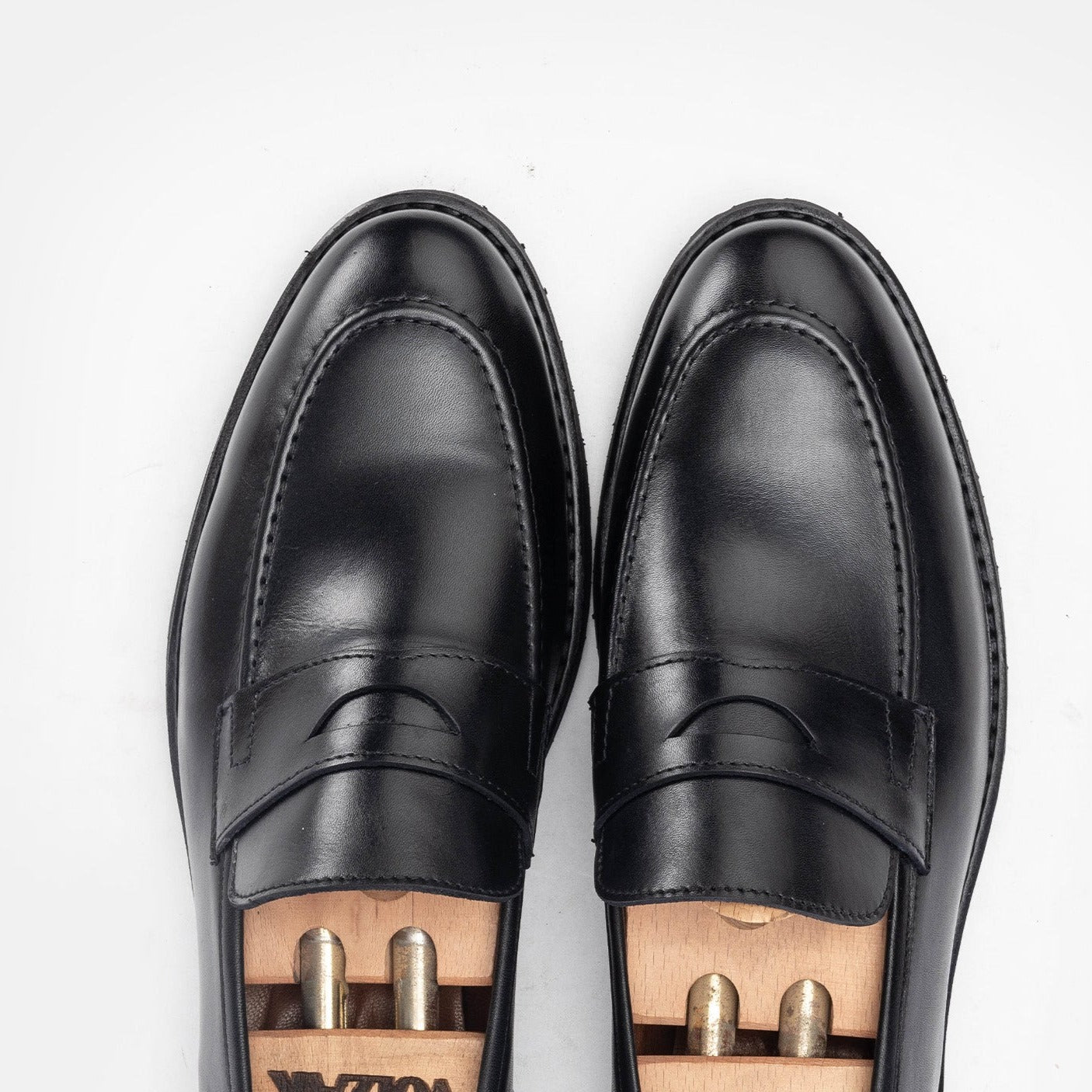 Volzak 5158 black leather shoe