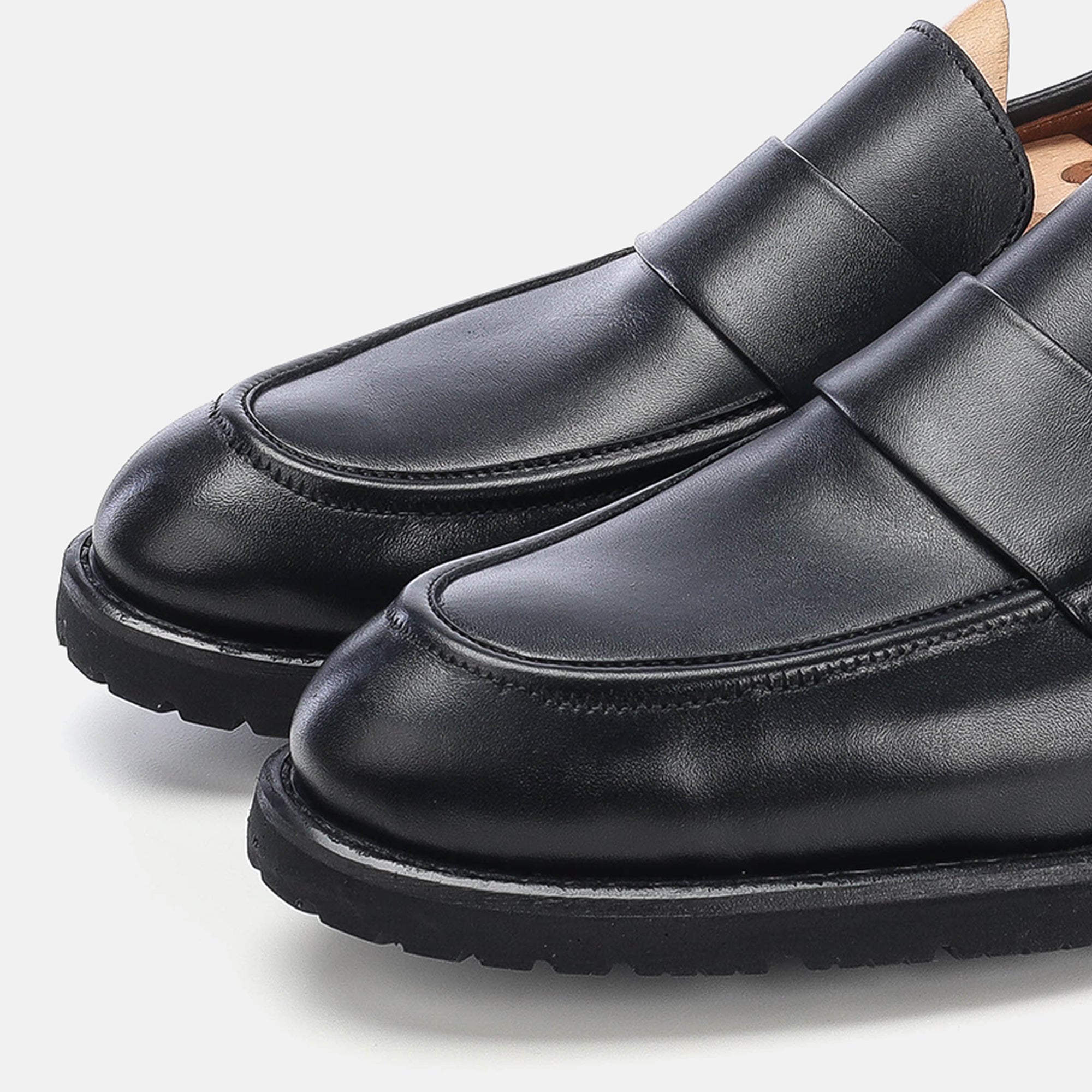 Volzak 5162 black leather shoe