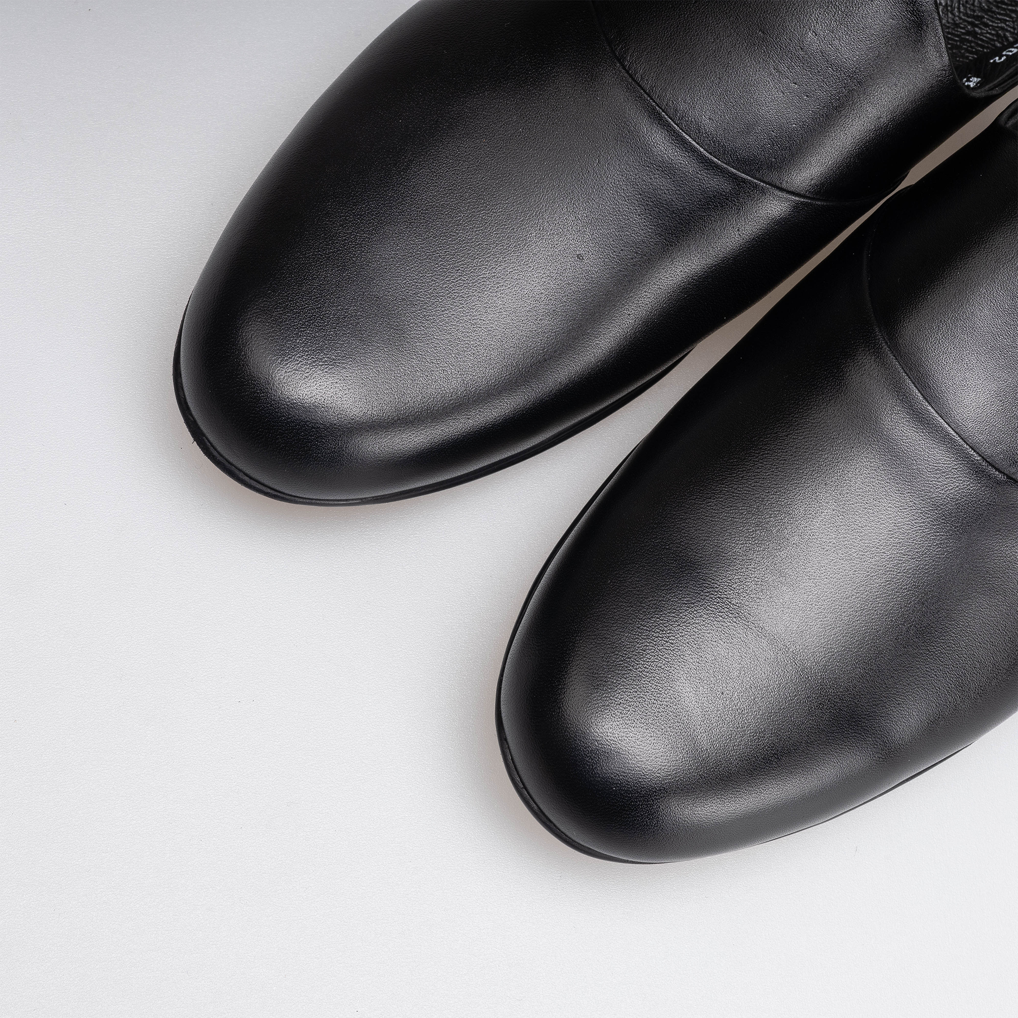 Volzak 5402 Mule en cuir Noir