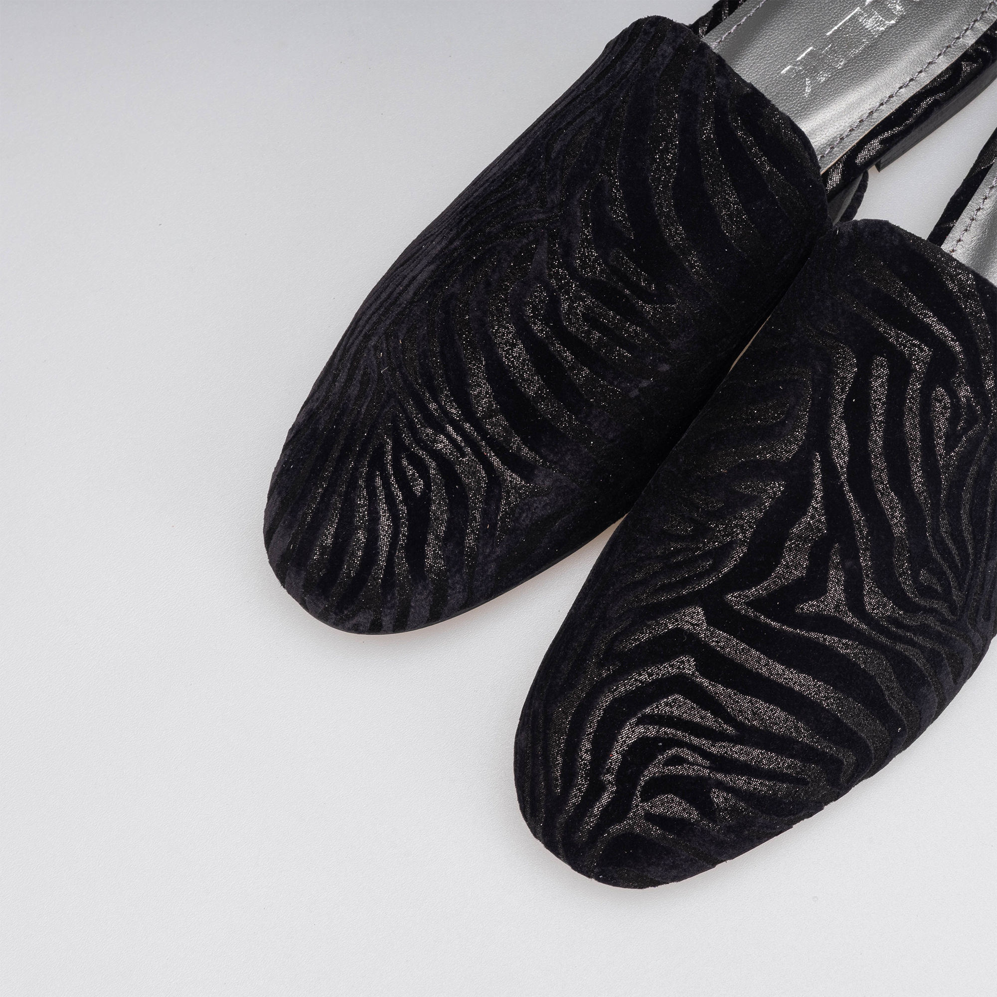 Volzak 3111 Mule en cuir Noir