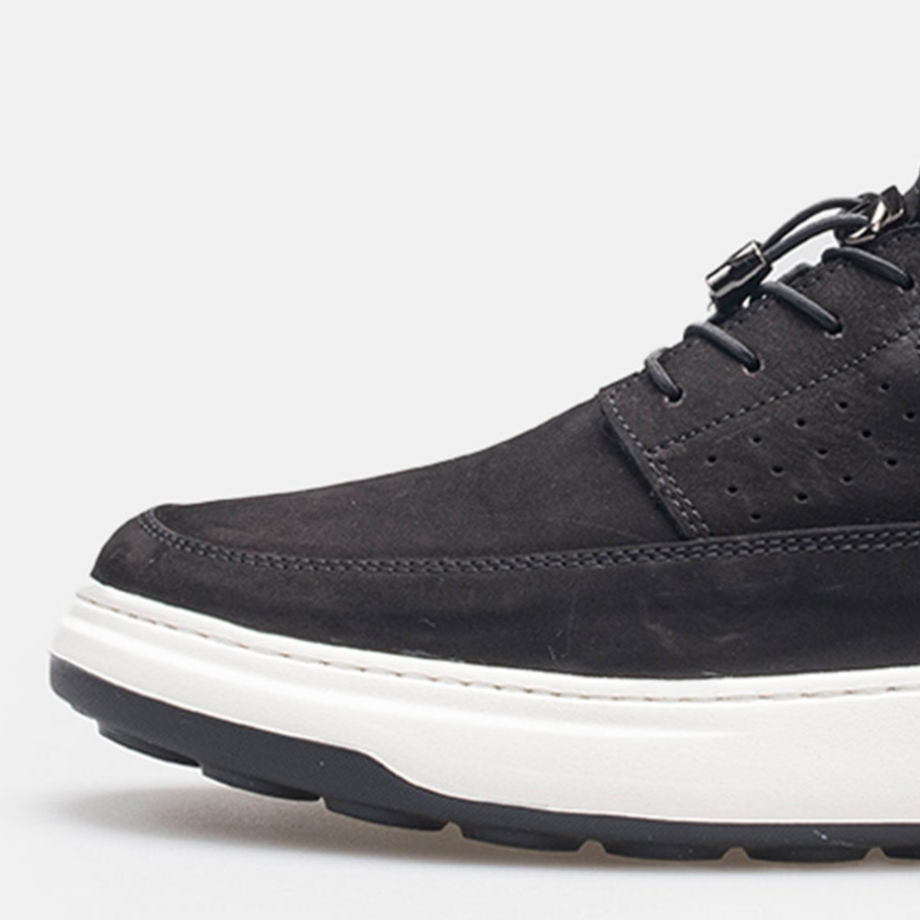 Volzak 317 basket en nubuck Noir