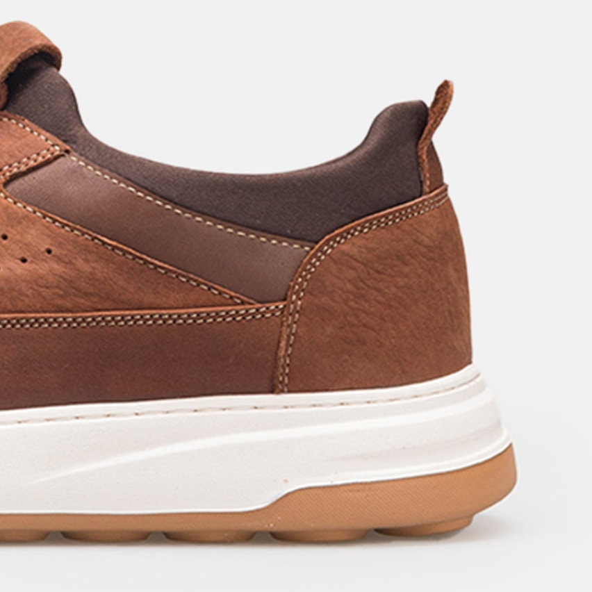 Volzak 317 basket en nubuck Camel