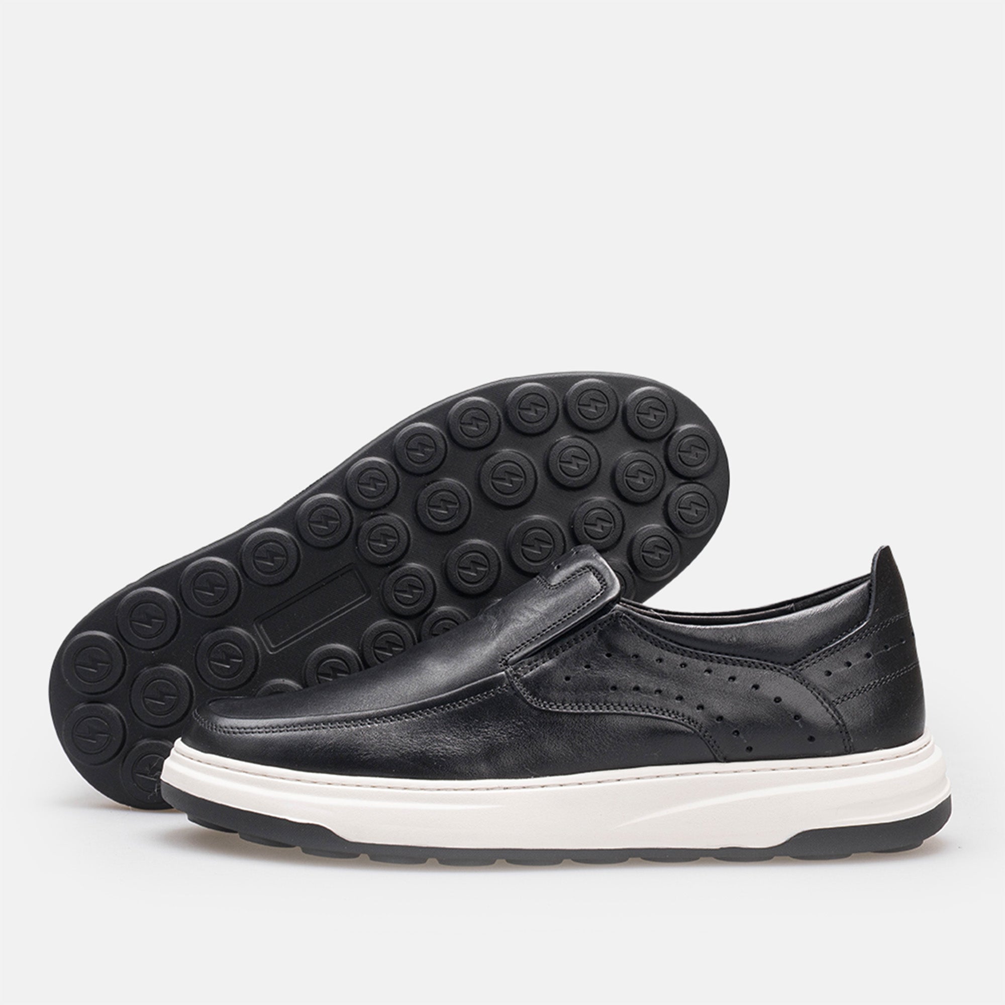 Volzak 3072 leather sneaker Black