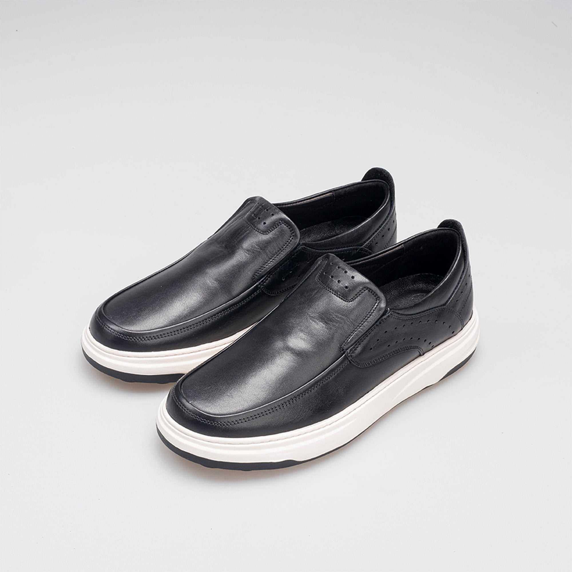 Volzak 3072 basket en cuir Noir