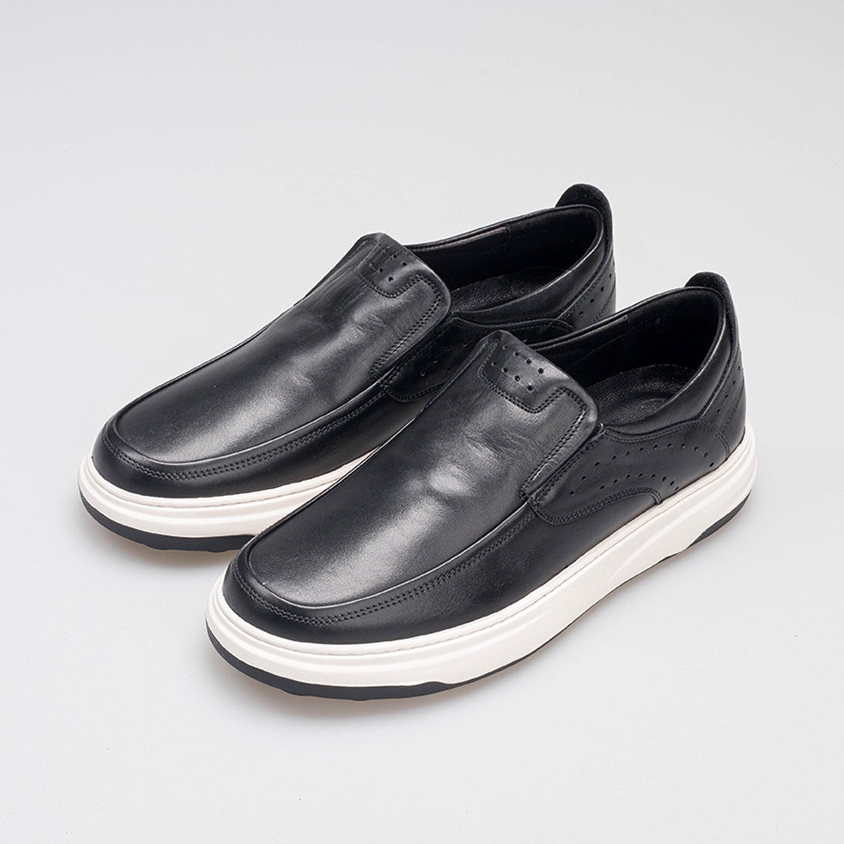 Volzak 3072 leather sneaker Black